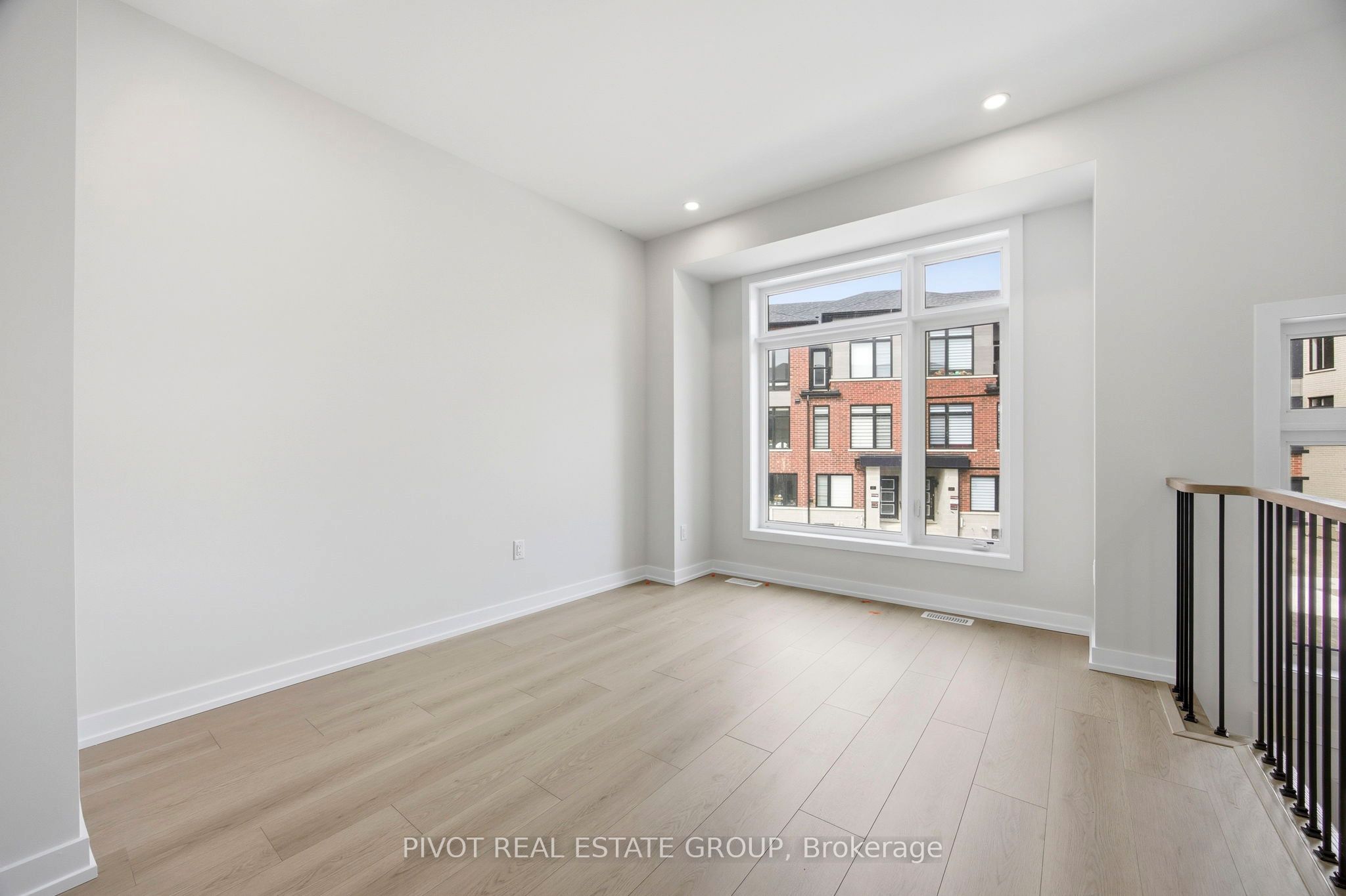 44 Observatory Way, Whitby, ON L1M 0M7 photo 3
