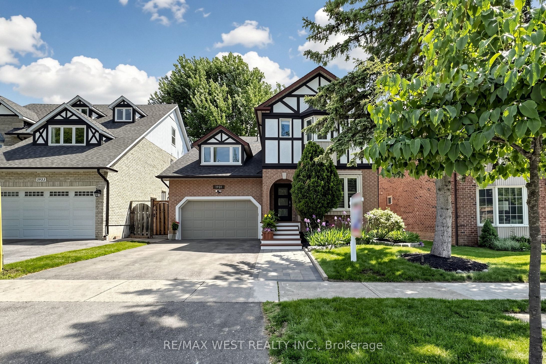 1931 Fairport Road, Pickering, ON L1V 1T5