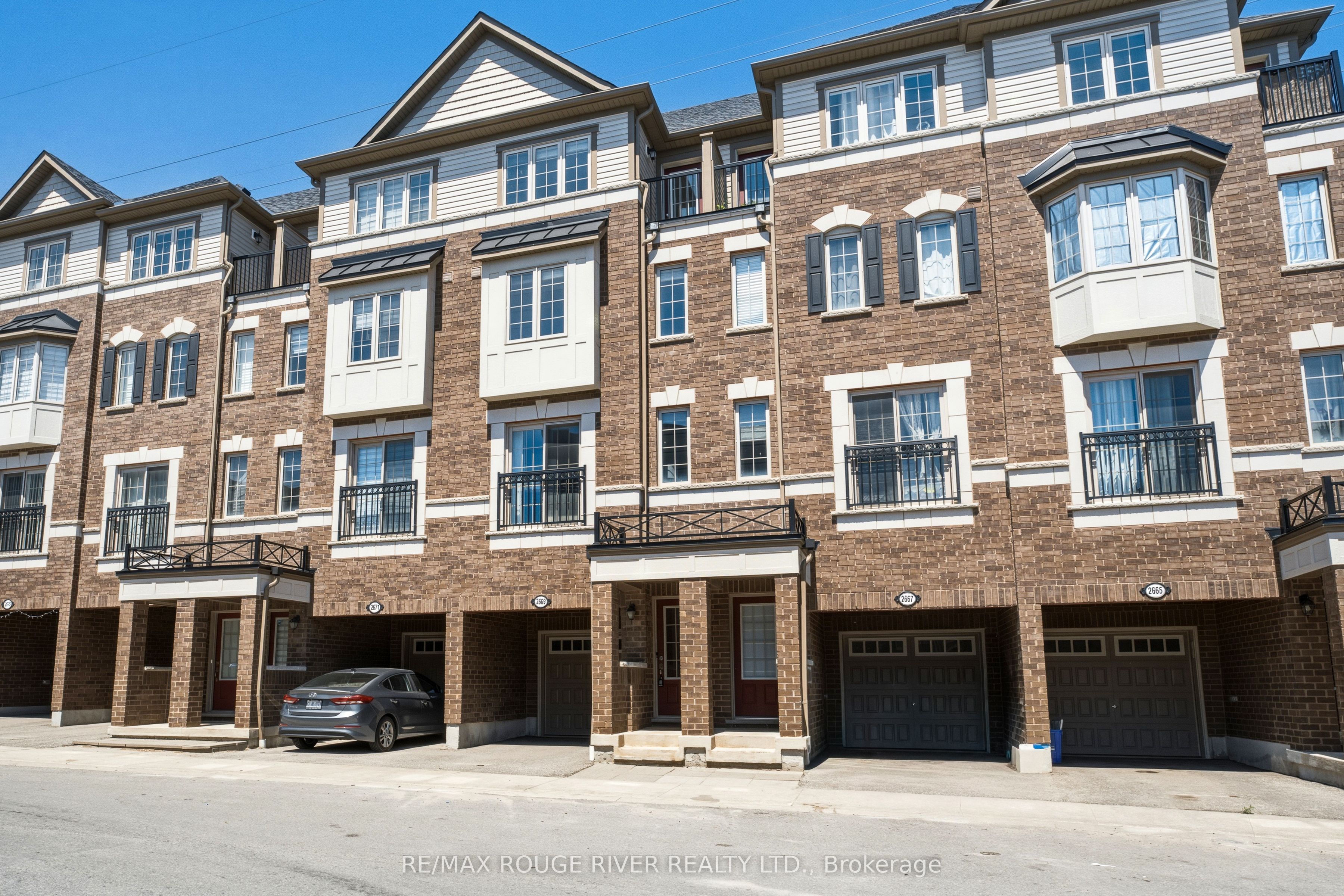 2669 Deputy Minister Path, Oshawa, ON L1L 0M7 photo 3