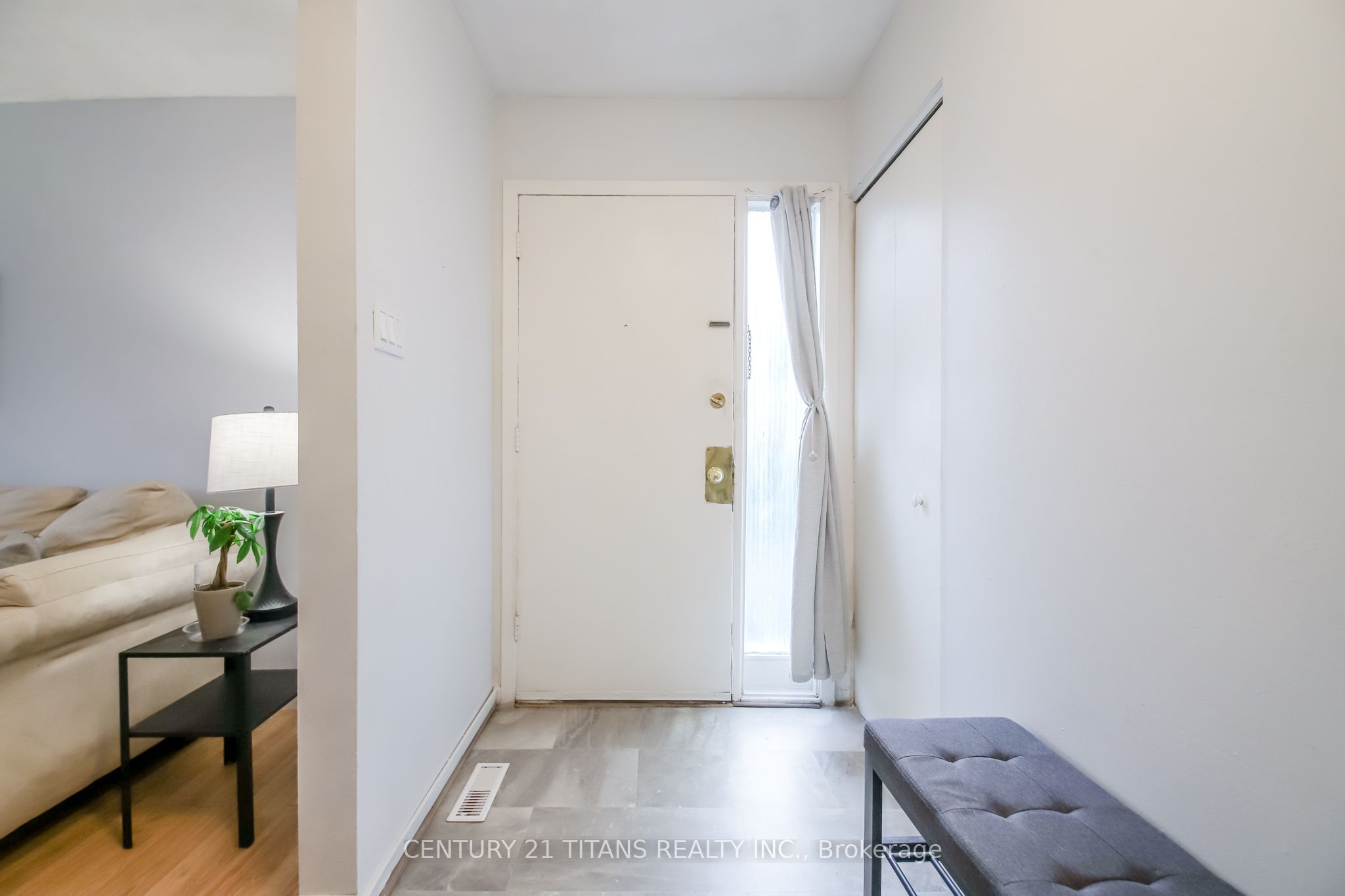16 Proud Grove, Toronto, ON M1B 1S2 photo 4