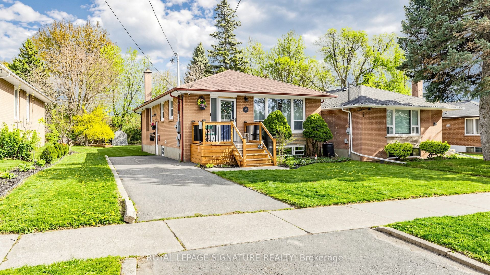 33 Neapolitan Drive, Toronto, ON M1P 4B2 photo 3