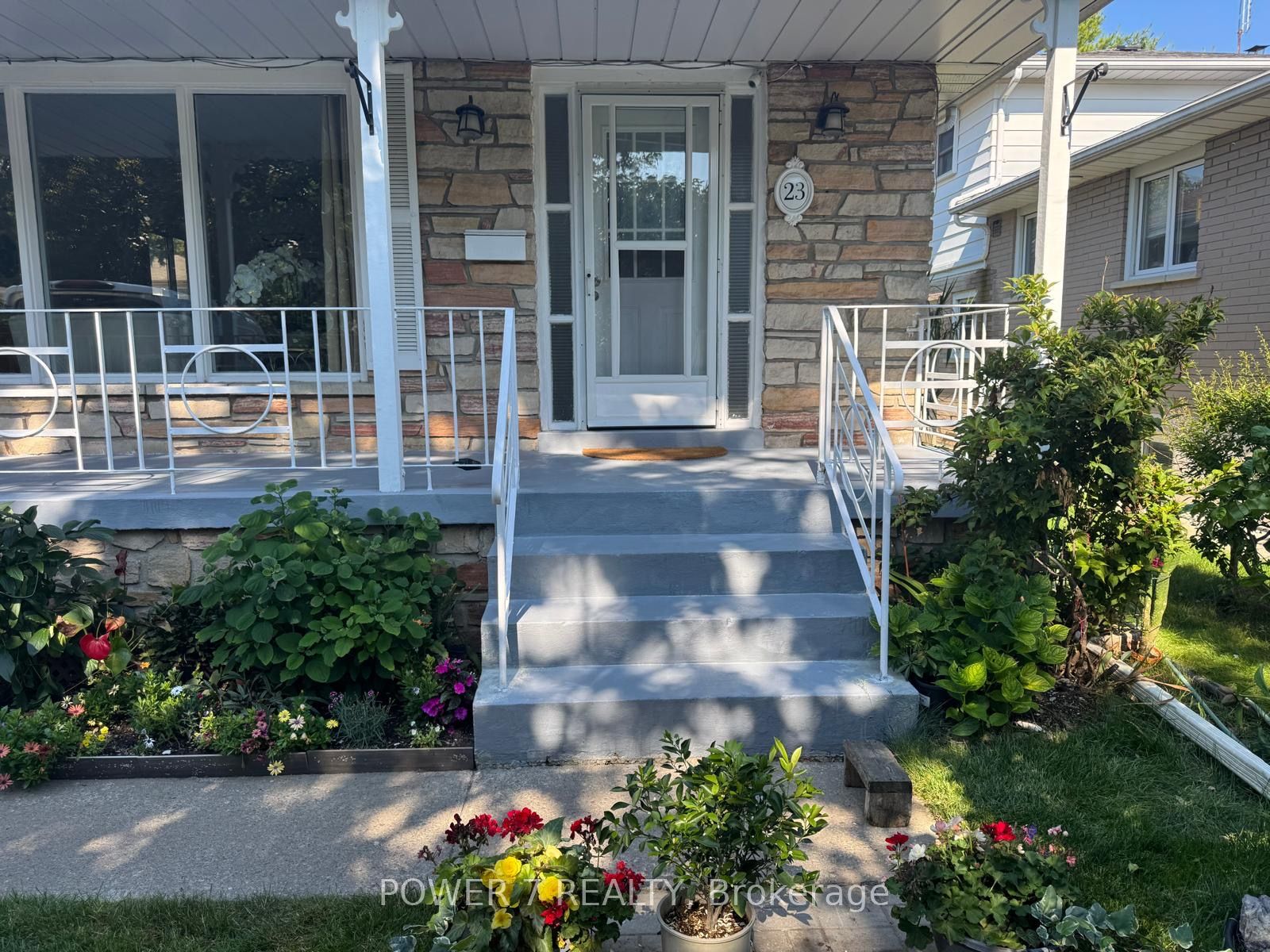 23 Donnacona Crescent, Toronto, ON M1E 3P8 photo 3