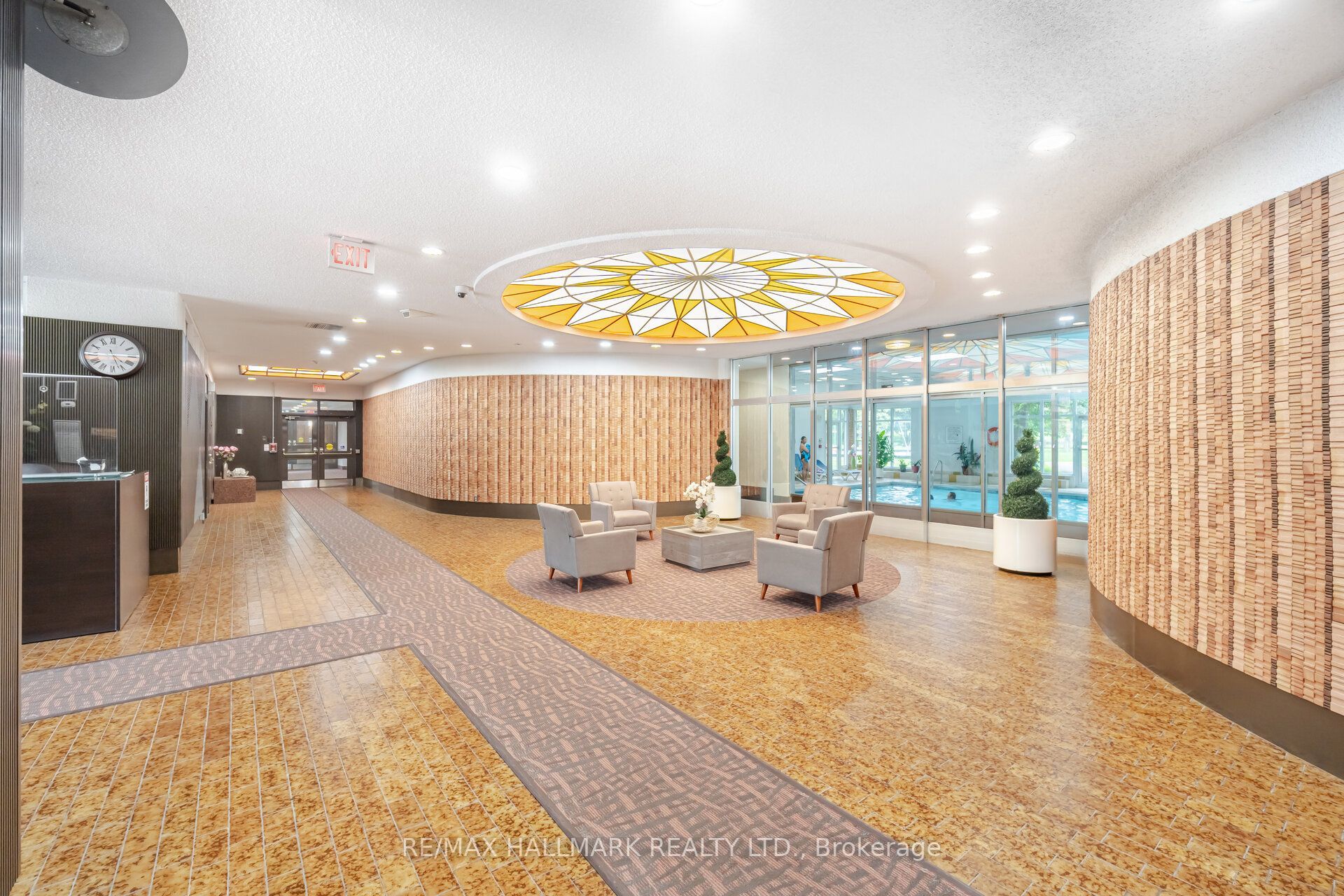 45 Silver Springs Boulevard 1504, Toronto, ON M1V 1R2 photo 3