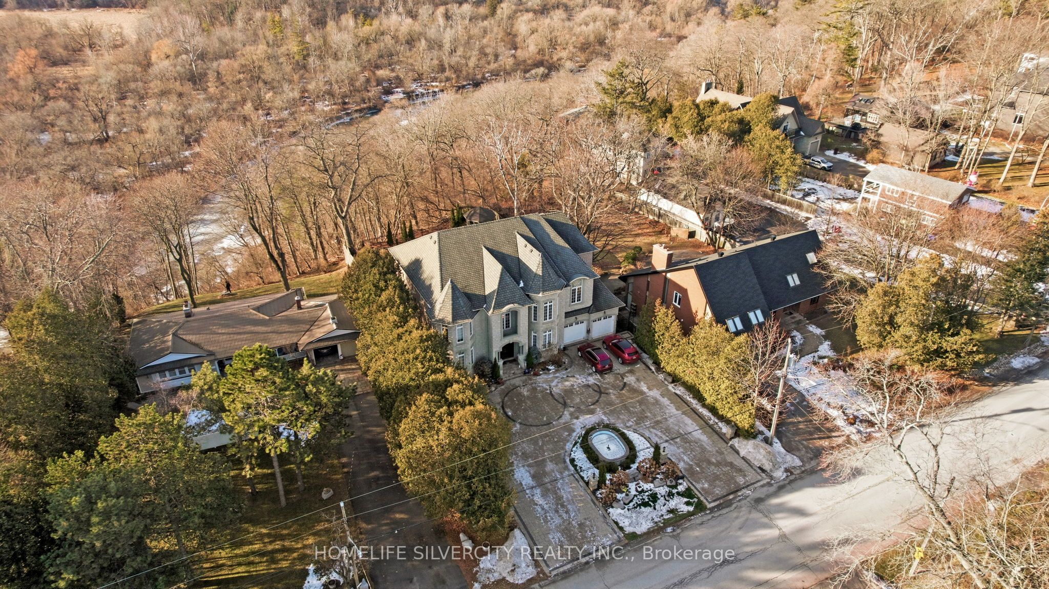 492 Rougemount Drive, Pickering, ON L1W 2B9 photo 2