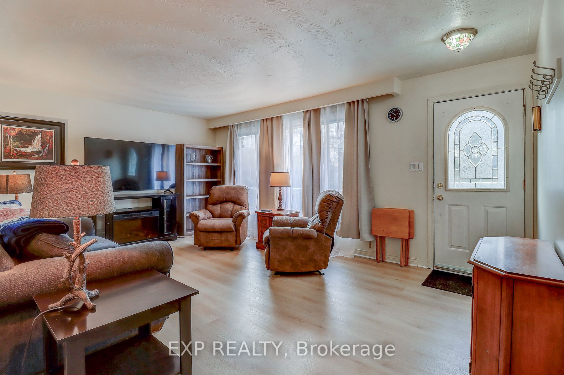 297 Linden Street, Oshawa, ON L1H 6R3 photo 3