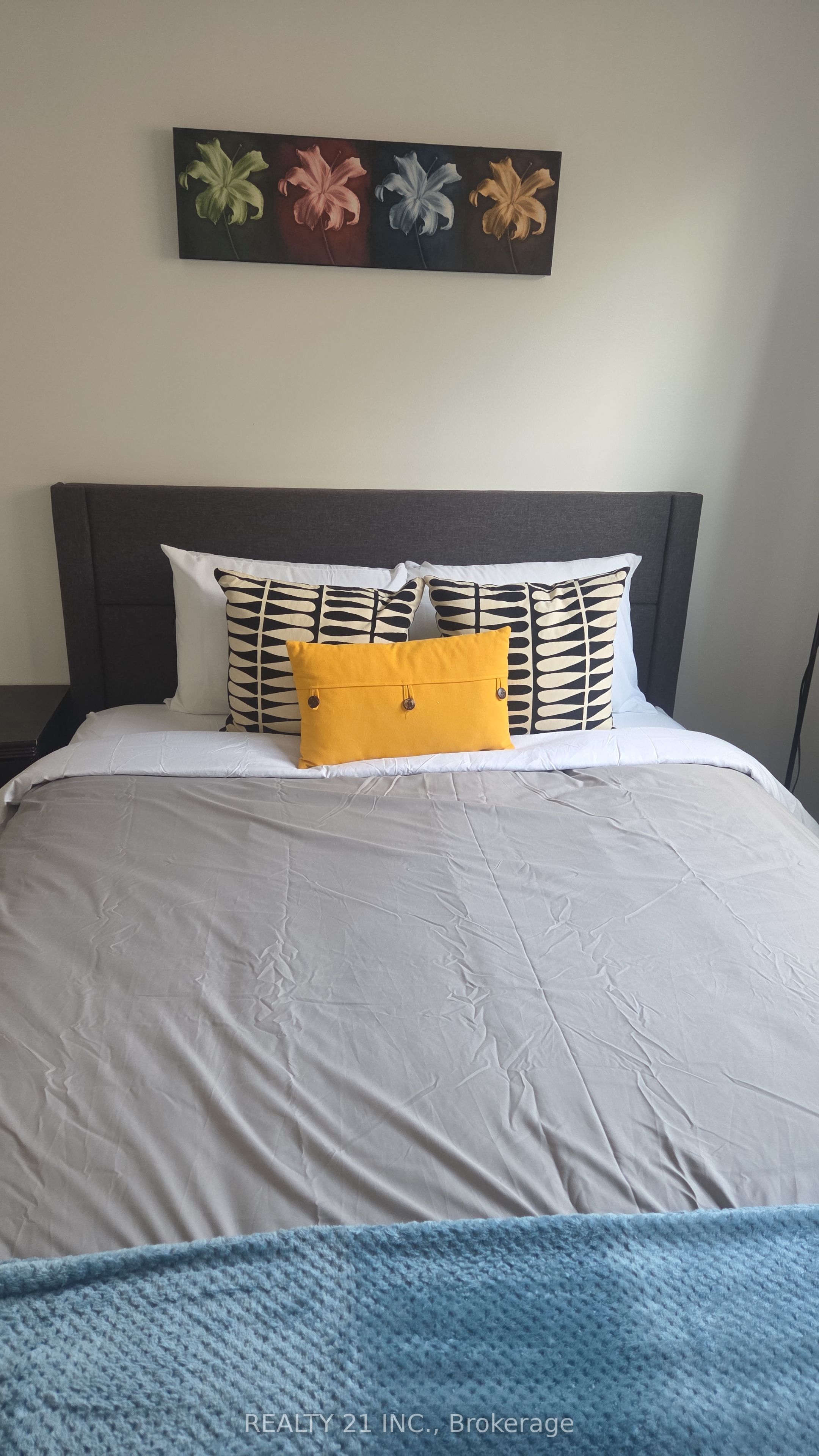 32 Lionhead Trail Upper, Toronto, ON M1B 2J6