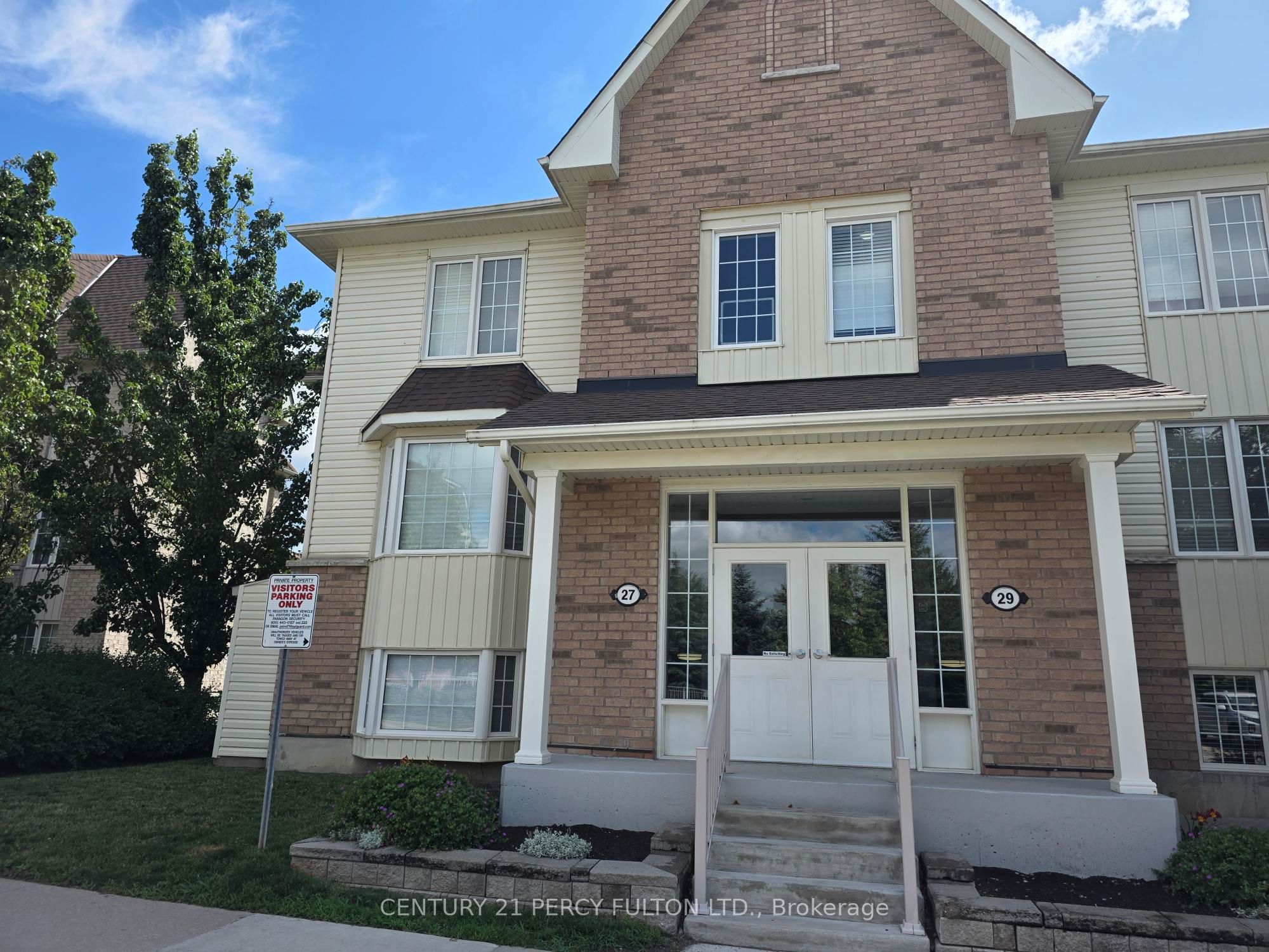 27 Petra Way 2, Whitby, ON L1R 0A5 photo 2