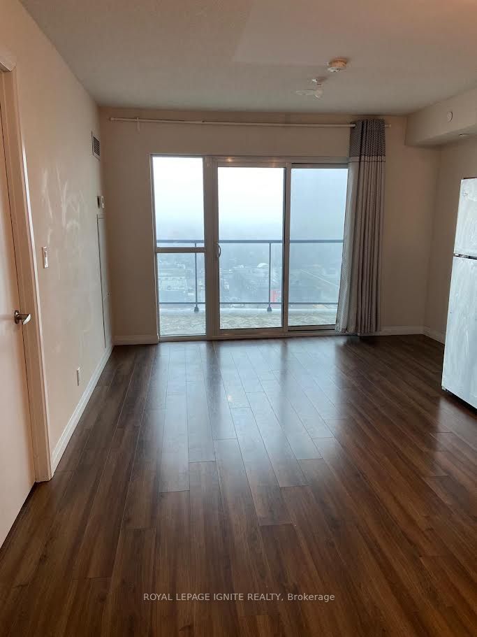 2150 Lawrence Avenue E 1207, Toronto, ON M1R 3A7 photo 3