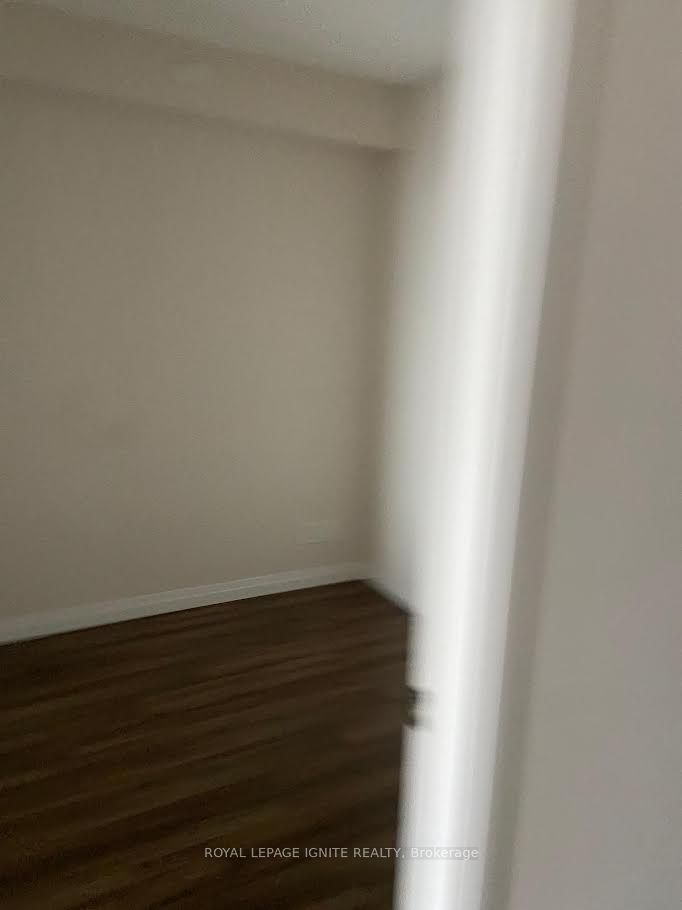 2150 Lawrence Avenue E 1207, Toronto, ON M1R 3A7 photo 4