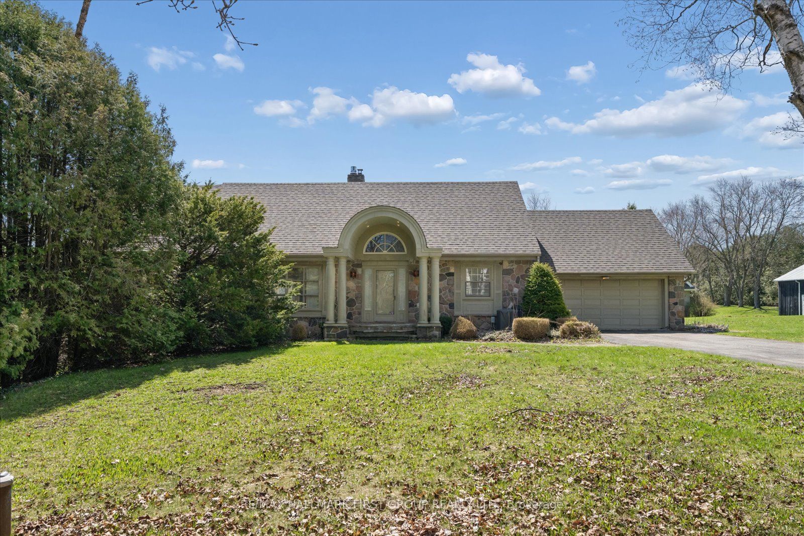525 Myrtle Road W, Whitby, ON L0B 1A0 photo 2