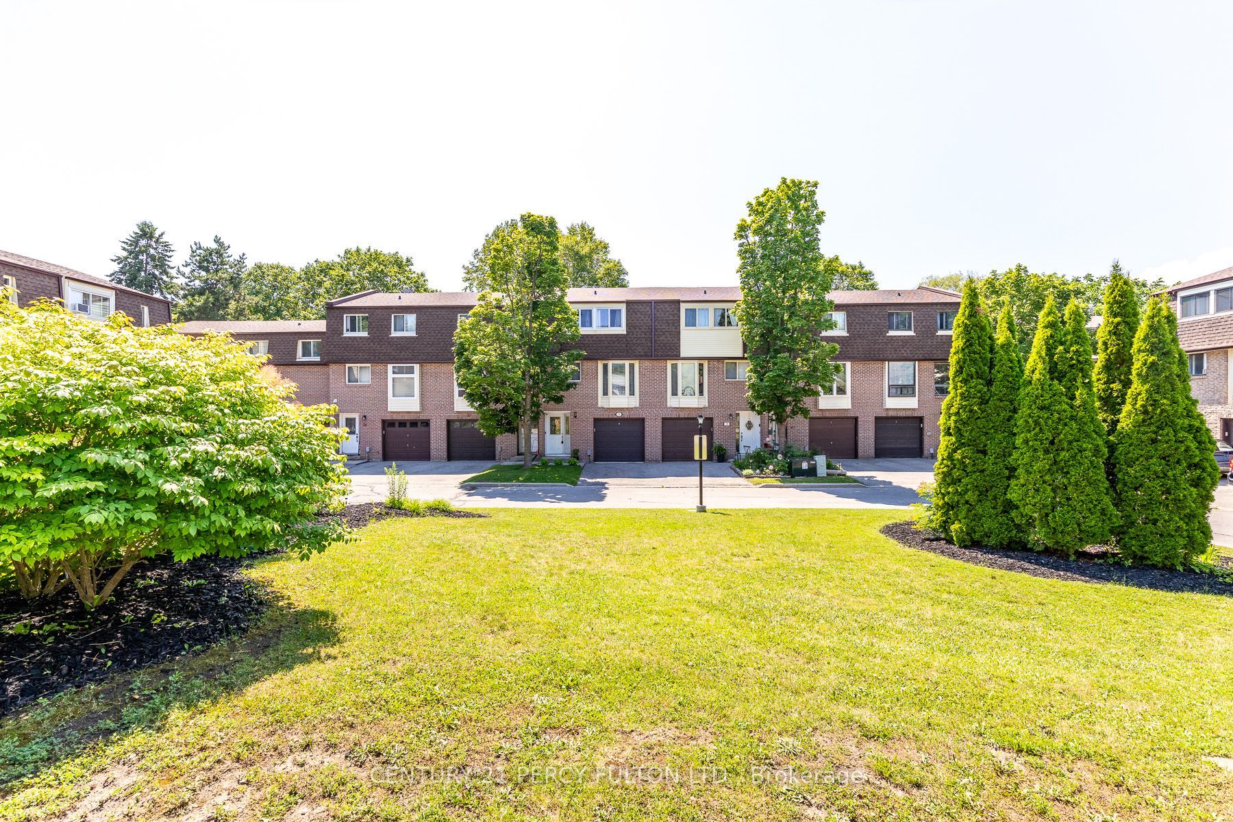 350 Camelot Court 38, Oshawa, ON L1G 6P7