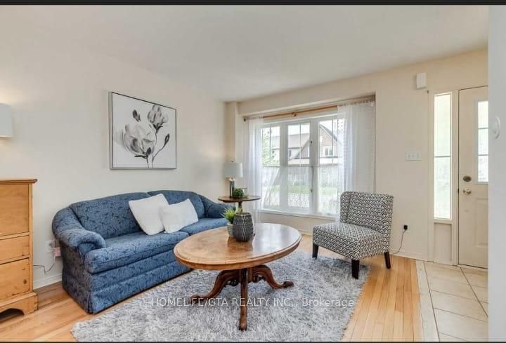 25 Haverhill Crescent, Whitby, ON L1R 3E7 photo 4