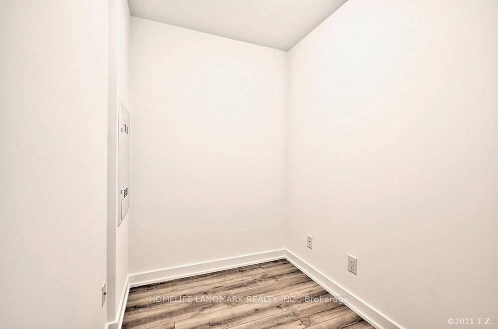 2799 Kingston Road 621, Toronto, ON M1M 1N1 photo 5