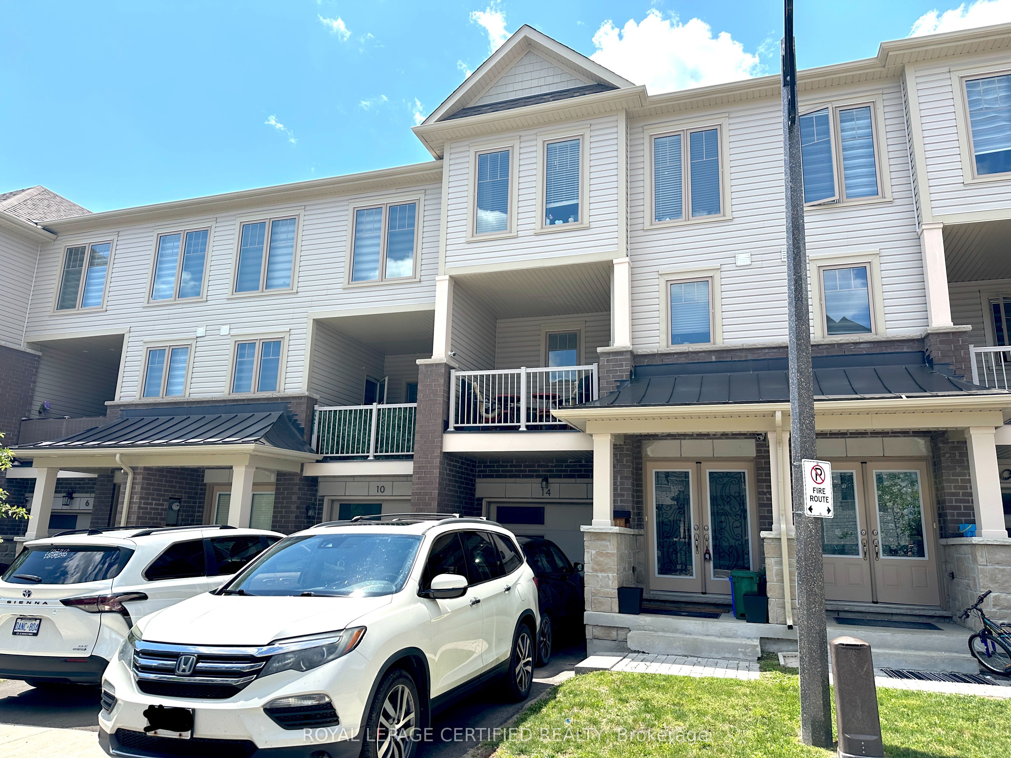 14 Ambereen Place, Clarington, ON L1C 7H5