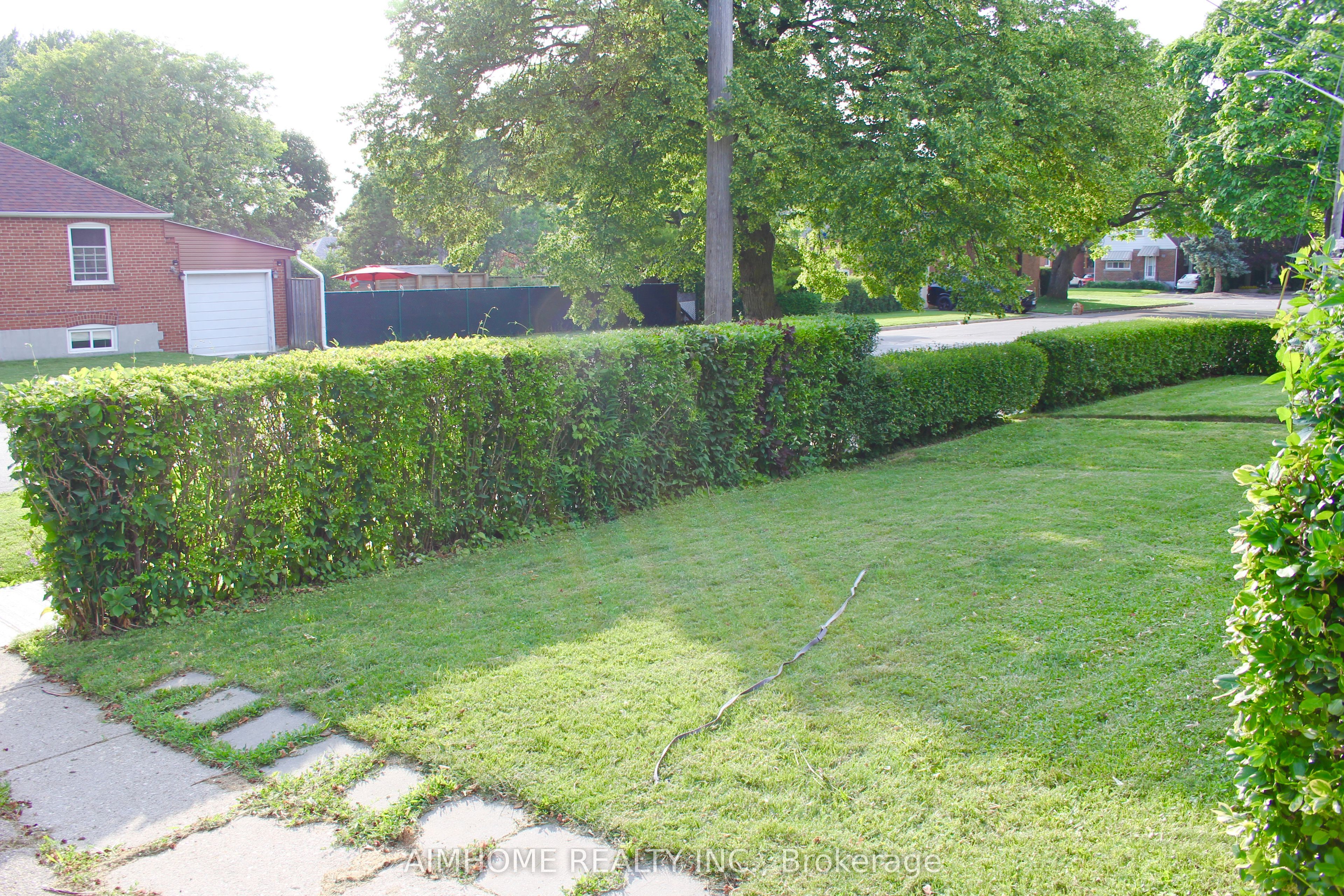 31 Camilla Crescent, Toronto, ON M1L 1Y9 photo 3