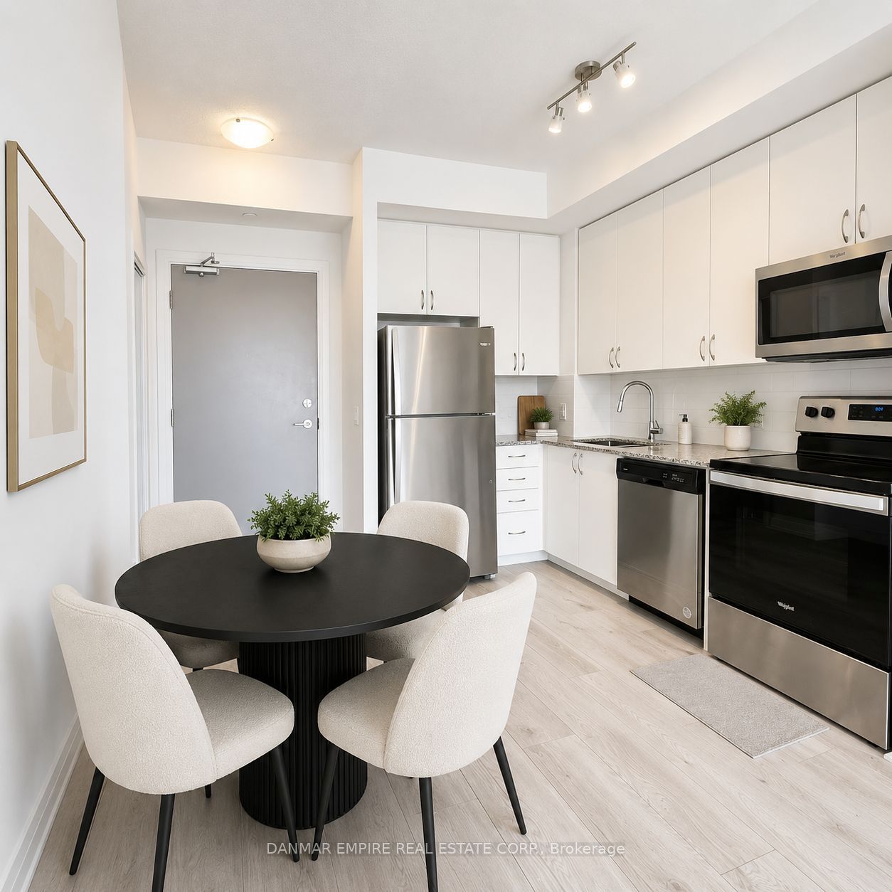 3220 Sheppard Avenue E 614, Toronto, ON M1T 0B7 photo 2