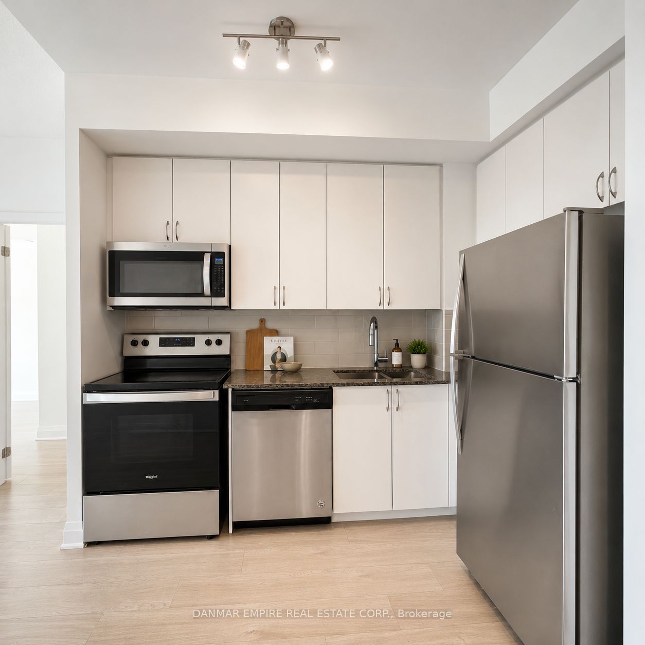 3220 Sheppard Avenue E 513, Toronto, ON M1T 0B7 photo 4