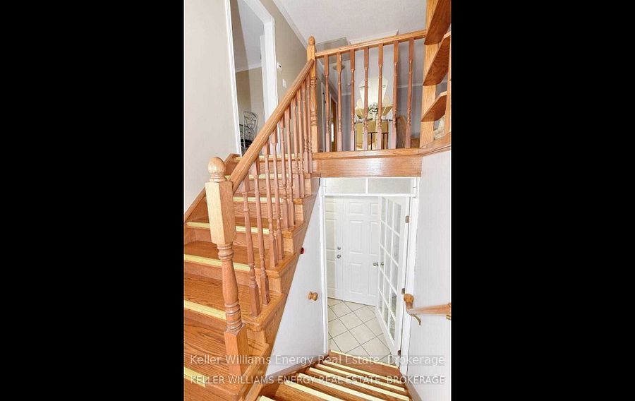 111 Limerick Street, Oshawa, ON L1J 7A8 photo 4