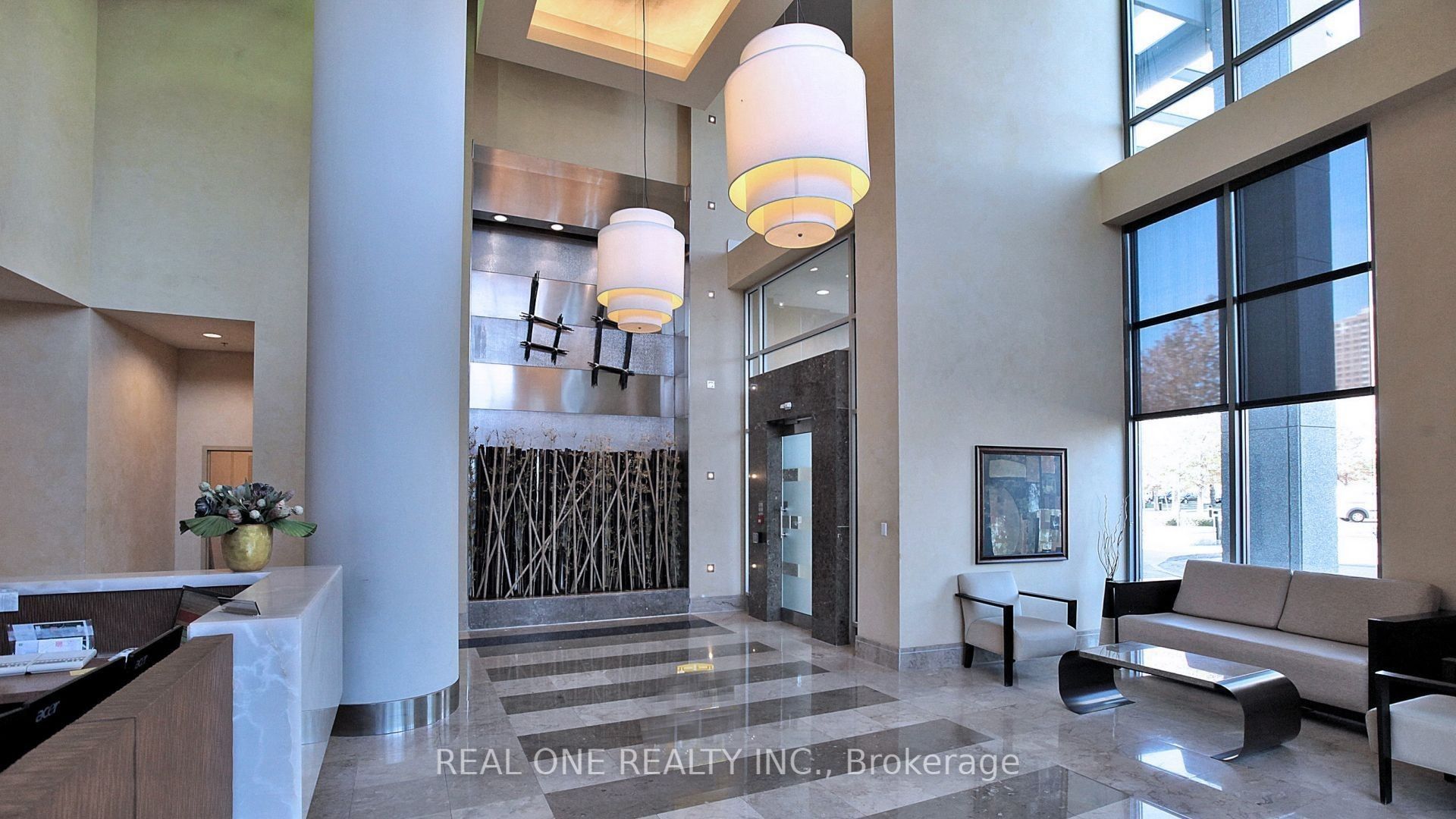 60 Brian Harrison Way 1802, Toronto, ON M1P 5J5 photo 4