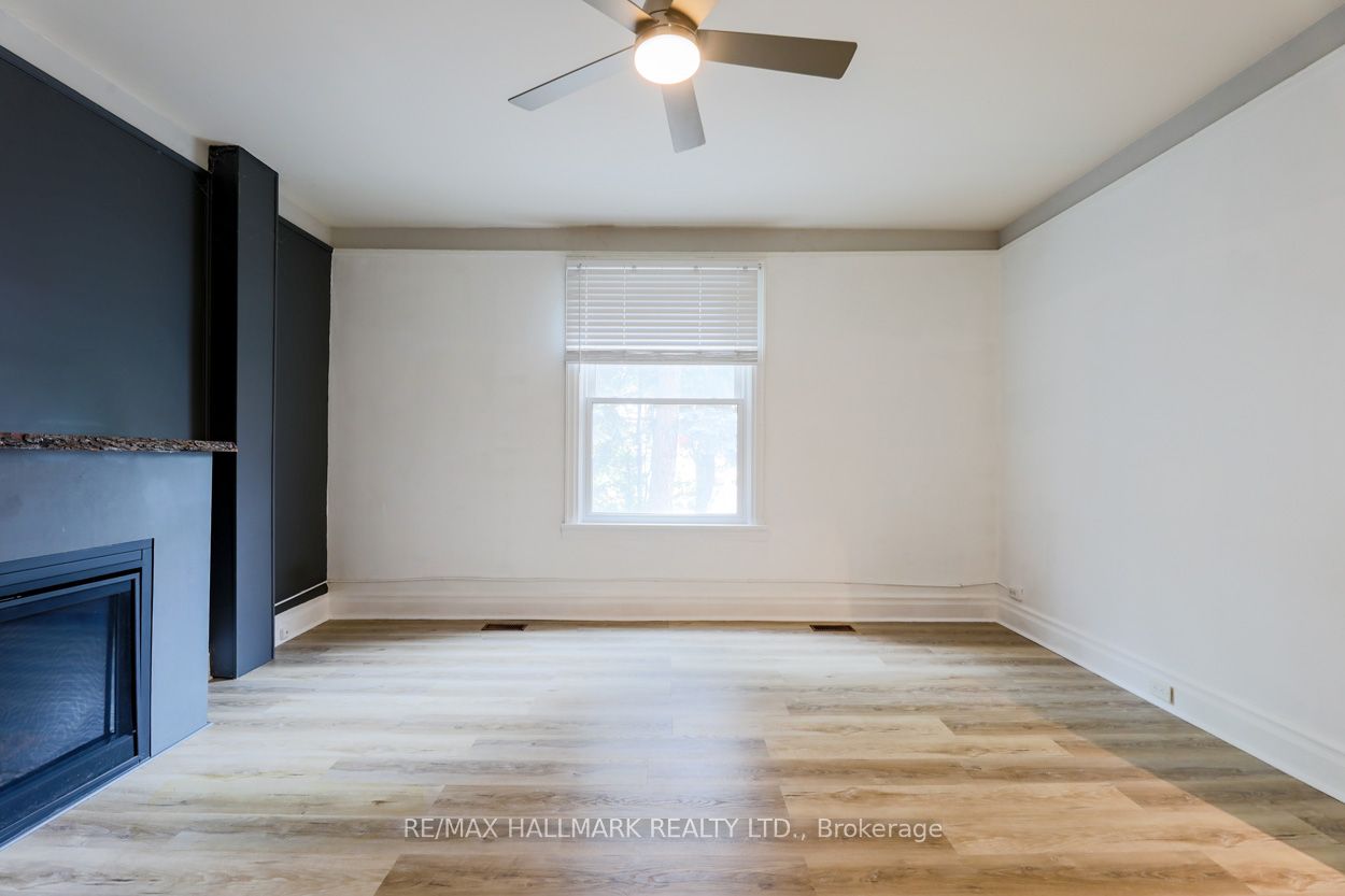 405 Kingston Road Main Floor, Toronto, ON M4L 1V1 photo 4