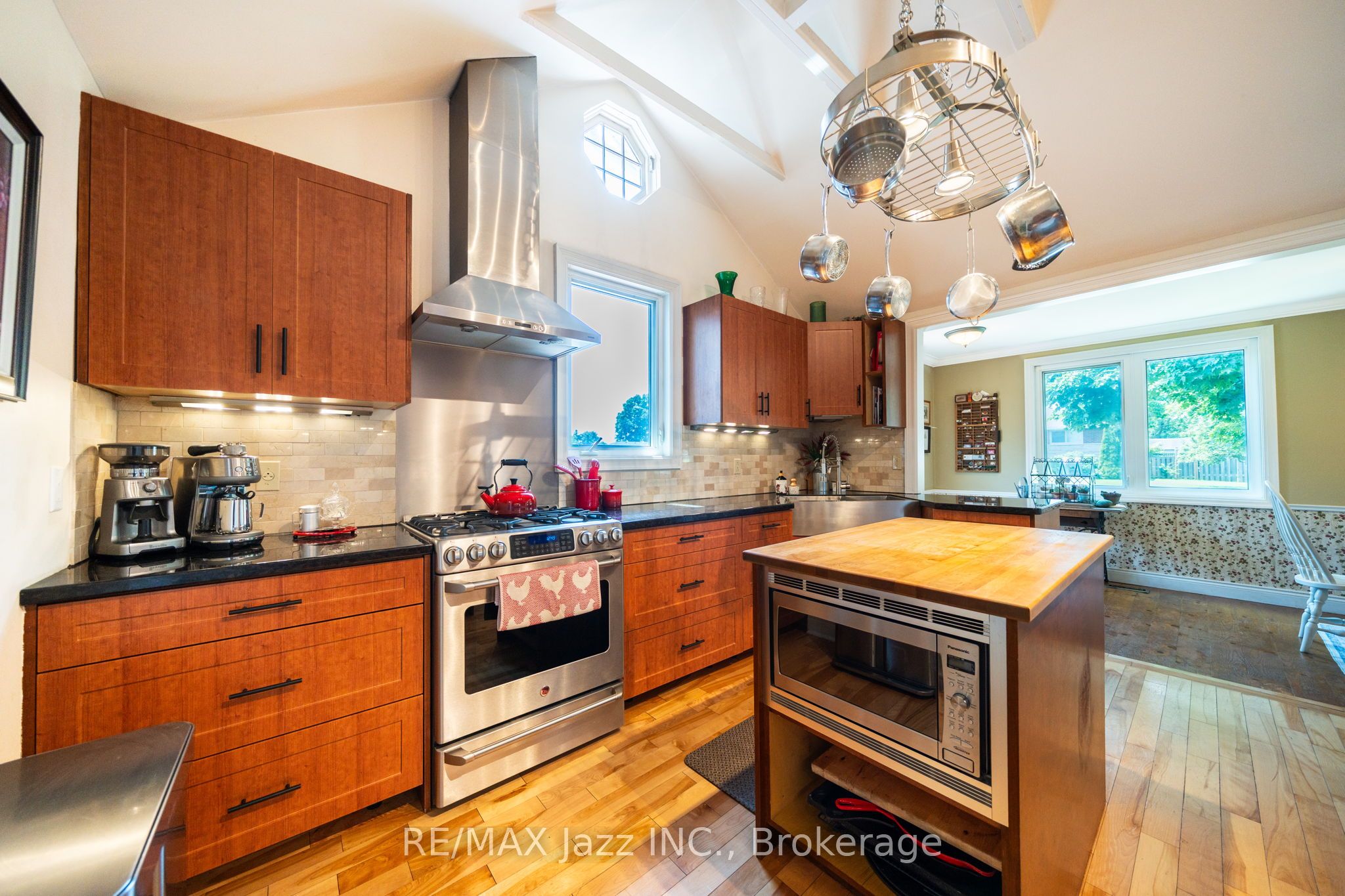917 Byron Street N, Whitby, ON L1N 4P2 photo 5