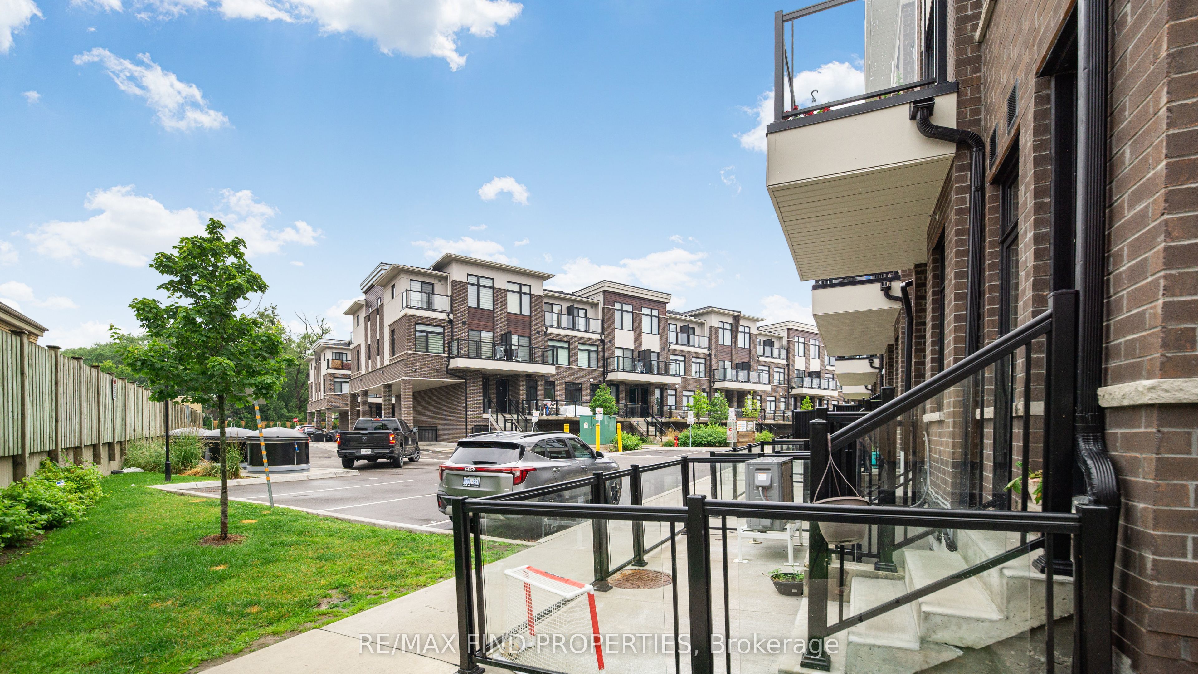 755 Omega Drive 301, Pickering, ON L1V 0H1 photo 5