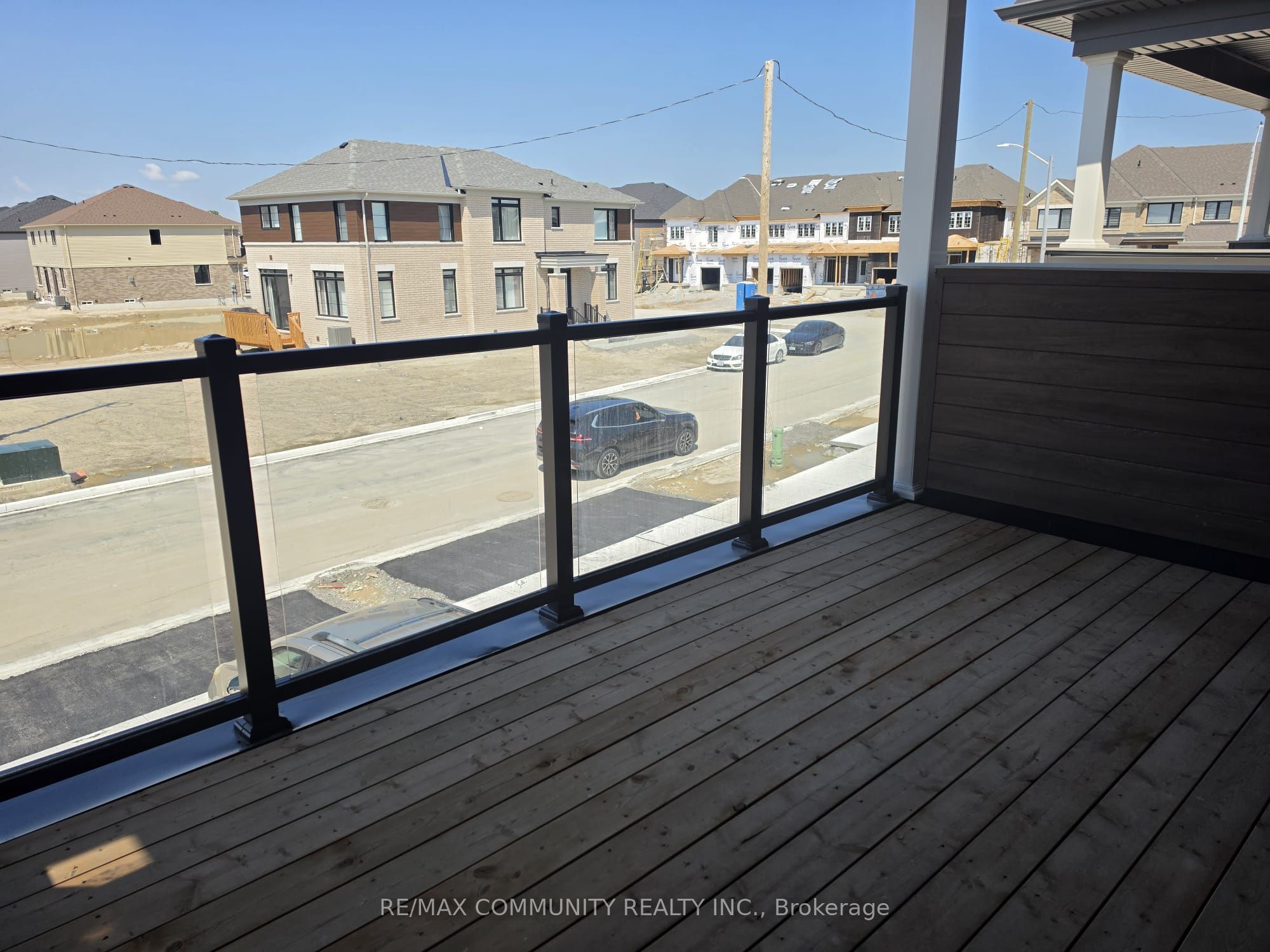 79 Rackham Lane, Clarington, ON L1E 0M3 photo 3