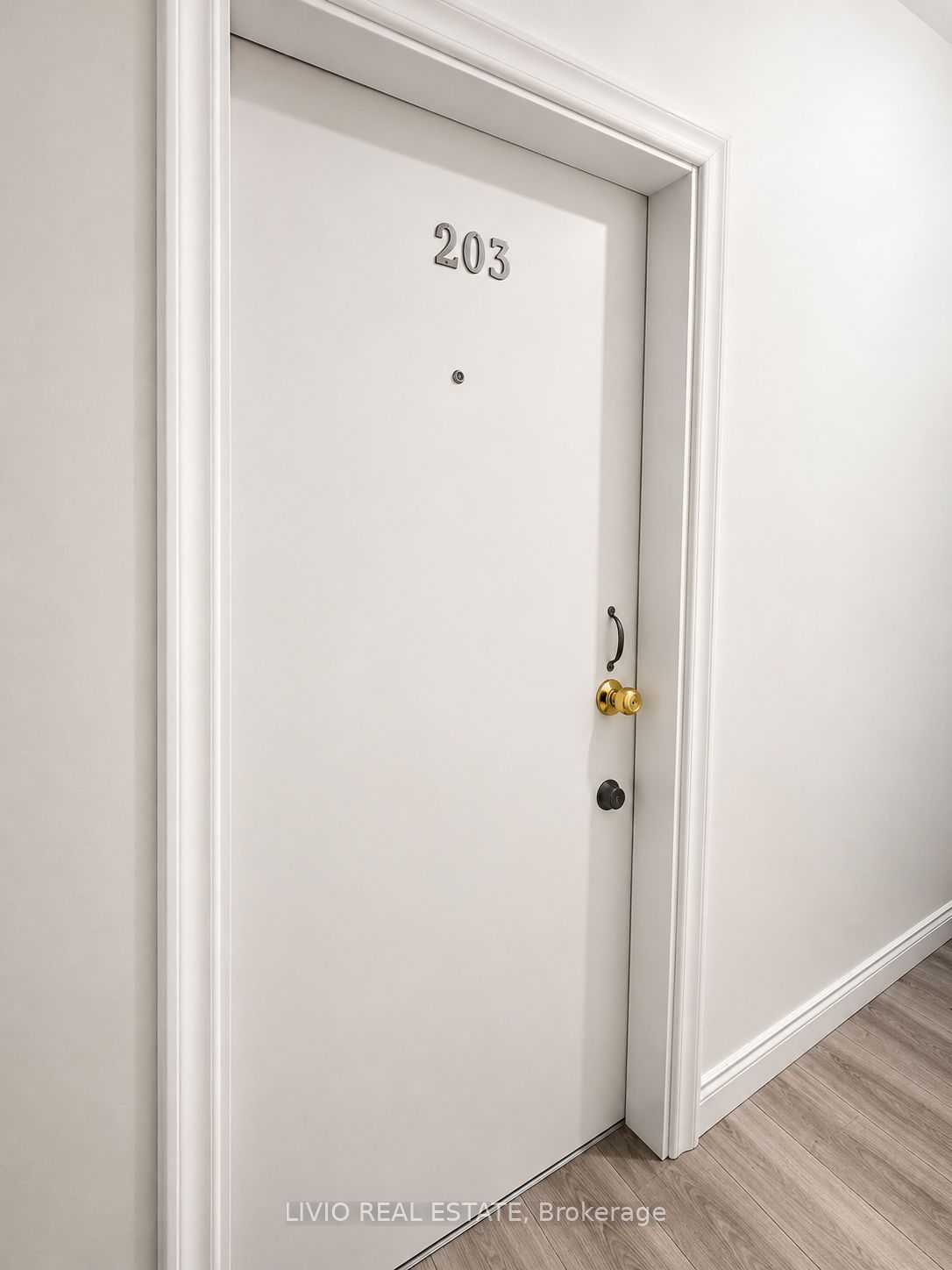 2967 St. Clair Avenue E, Toronto, ON M4B 1P2