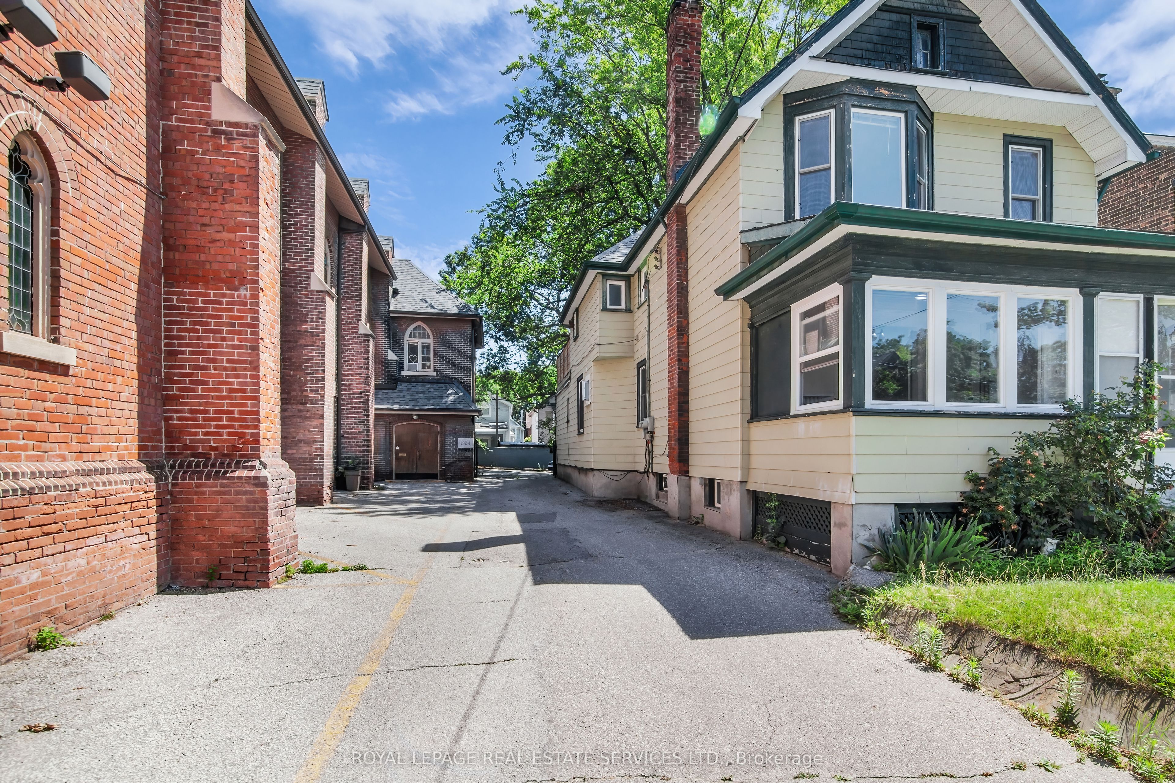 127 Waverley Road, Toronto, ON M4L 3T4 photo 3