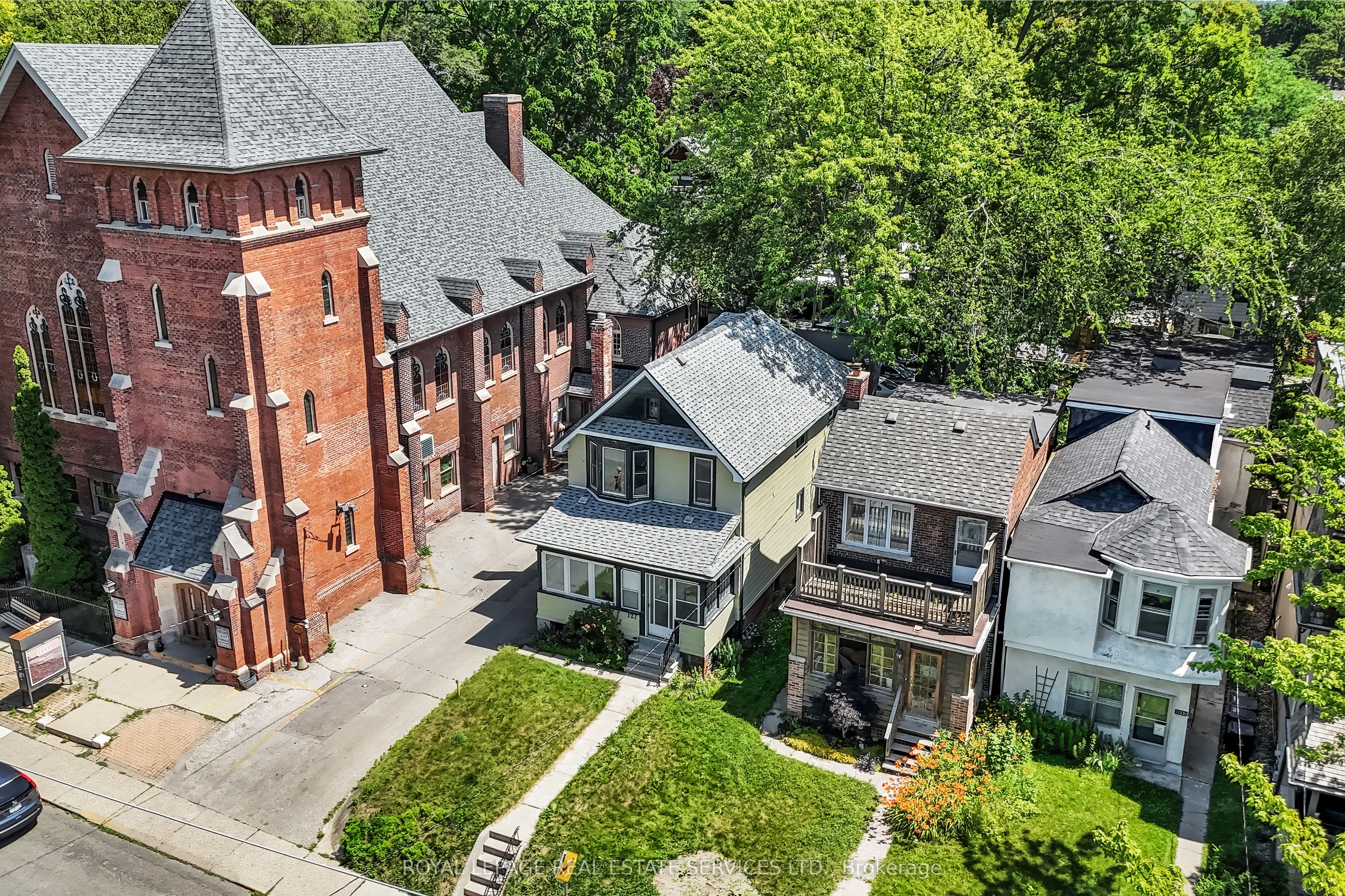 127 Waverley Road, Toronto, ON M4L 3T4 photo 5