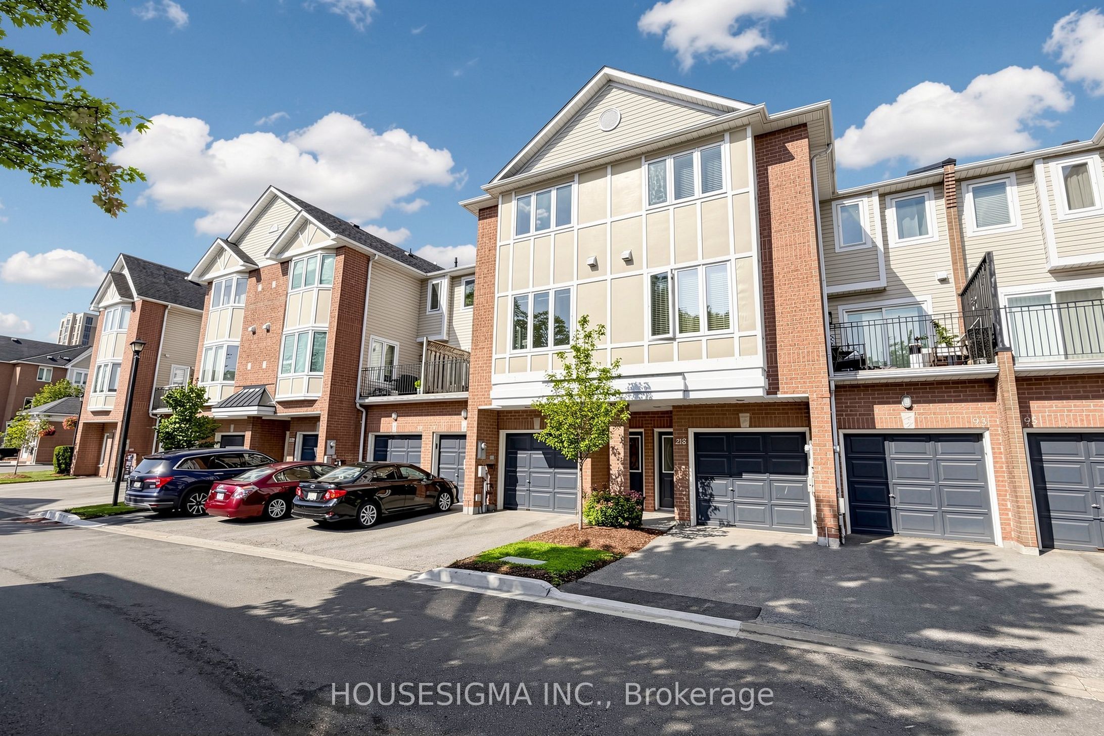 83 Mondeo Drive 220, Toronto, ON M1P 5B6 photo 2