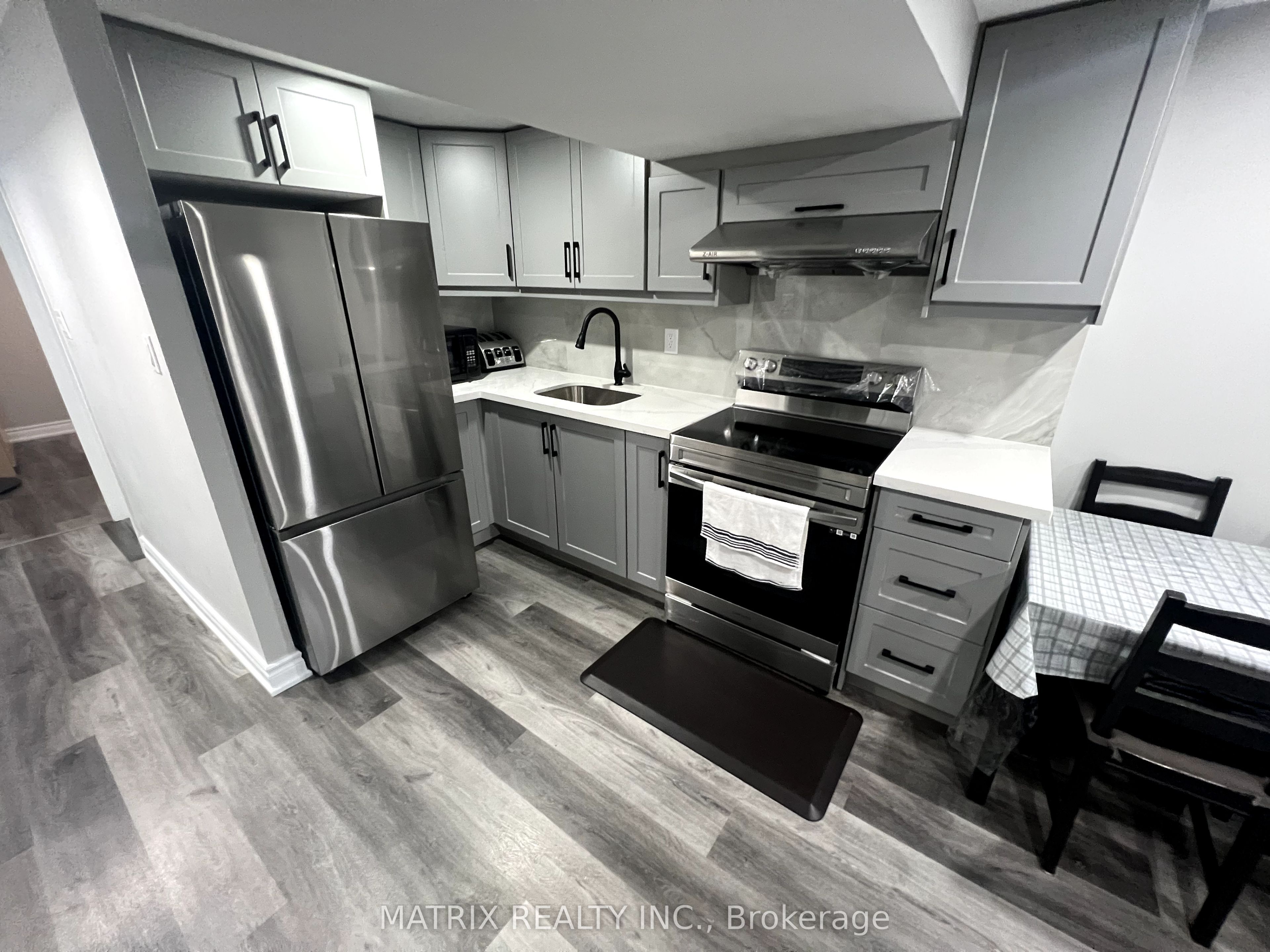 29 Warwick Castle Court, Toronto, ON M1B 3E5 photo 3