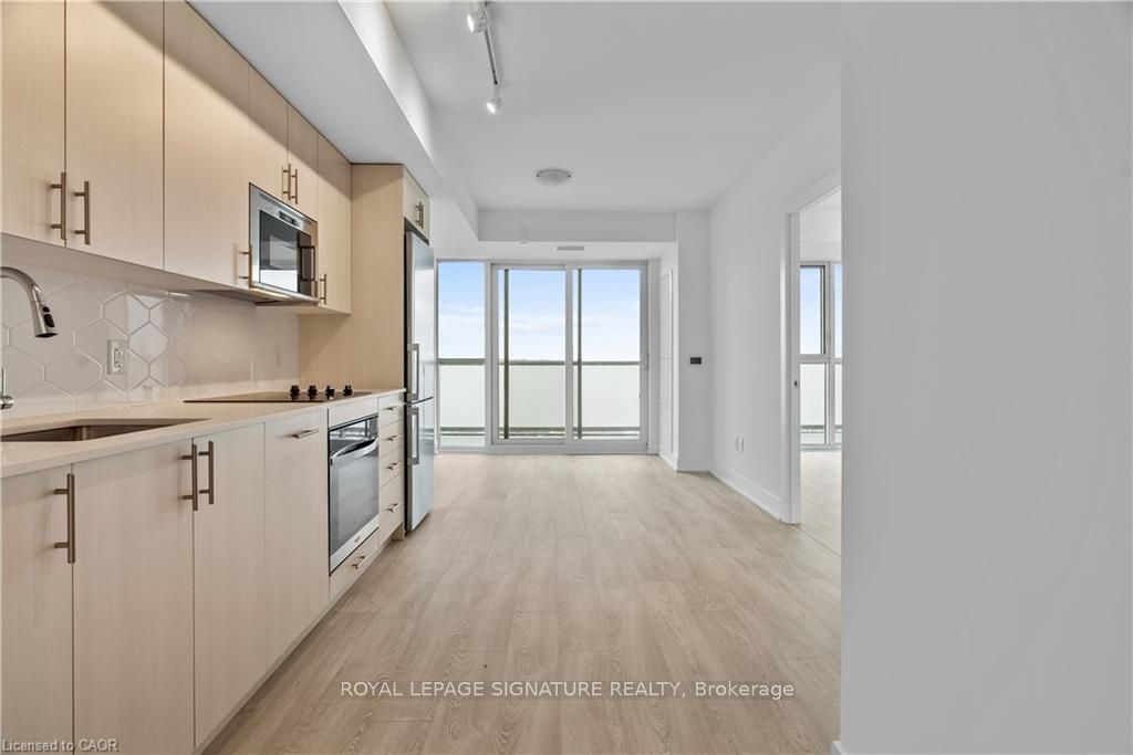2545 Simcoe Street N 2621, Oshawa, ON L1H 7K4 photo 2