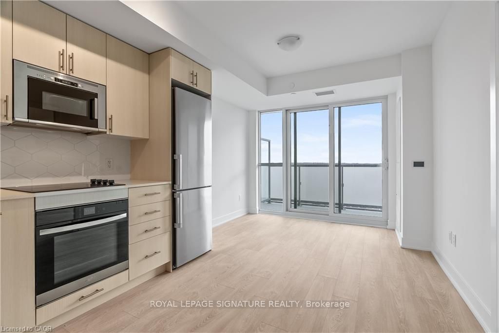 2545 Simcoe Street N 2621, Oshawa, ON L1H 7K4 photo 3