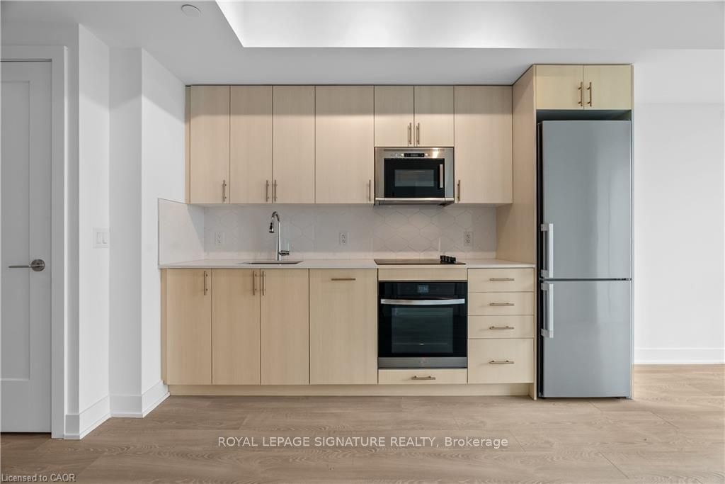 2545 Simcoe Street N 2621, Oshawa, ON L1H 7K4 photo 4