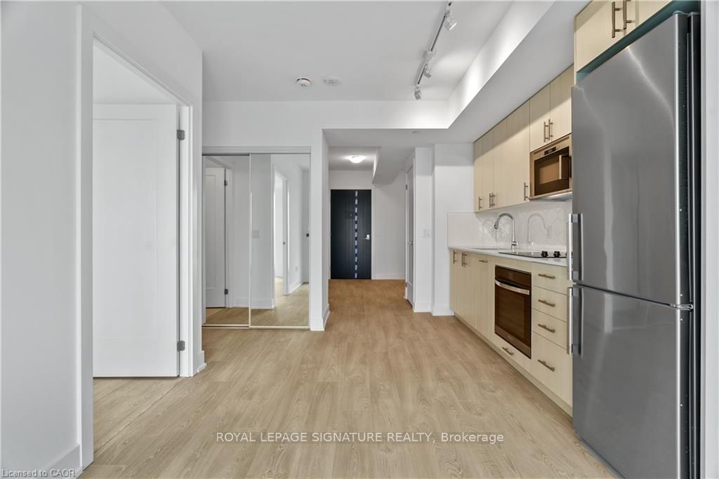 2545 Simcoe Street N 2621, Oshawa, ON L1H 7K4 photo 5