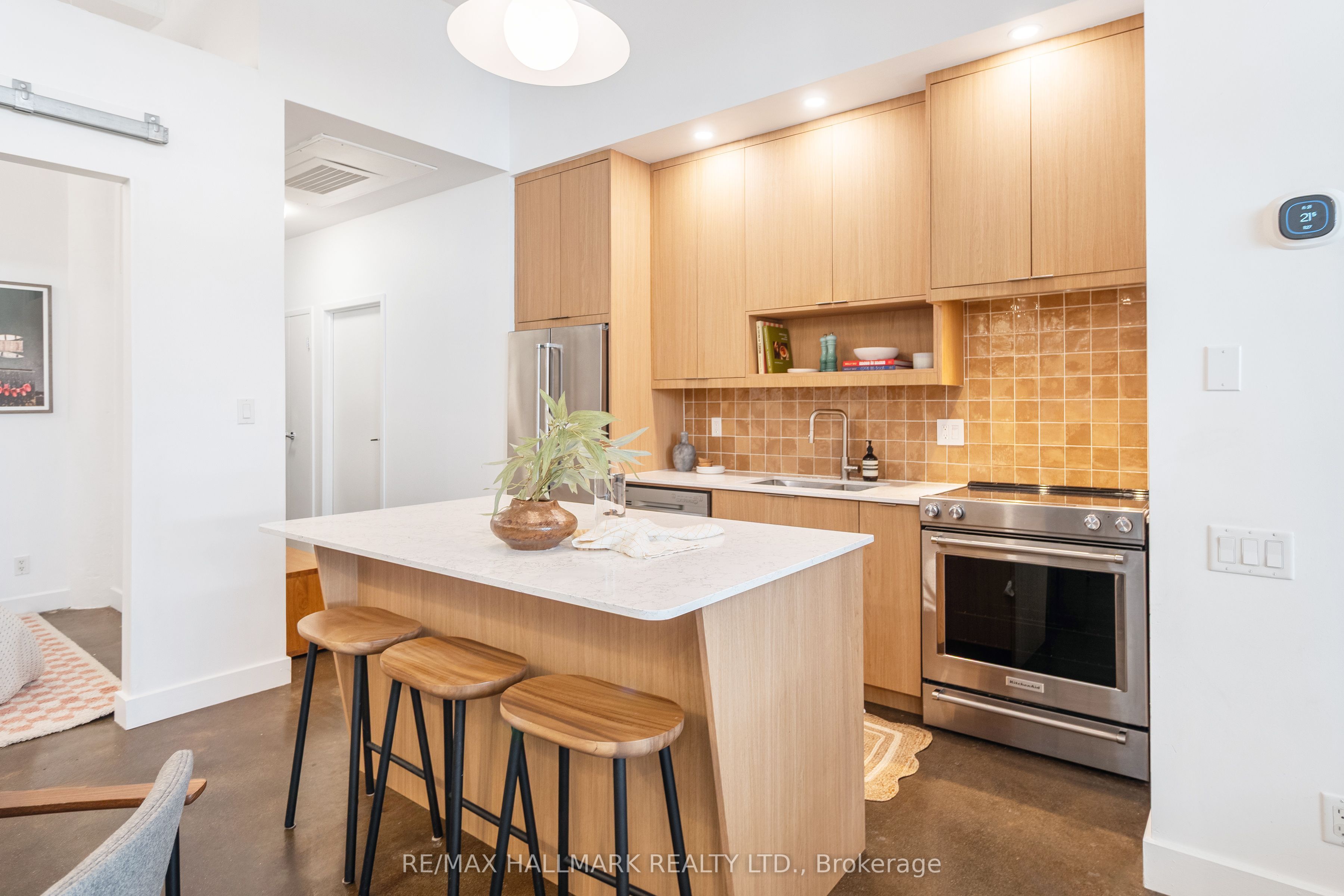 233 Carlaw Avenue 406, Toronto, ON M4M 3N6 photo 5