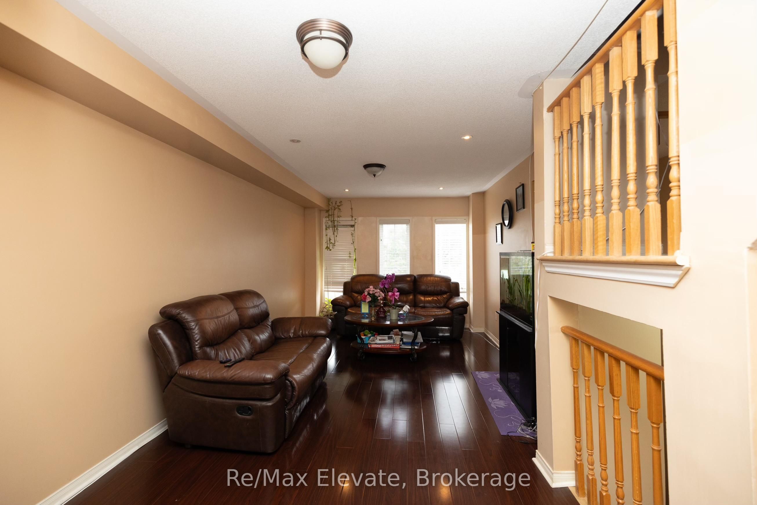 137 Conn Smythe Drive, Toronto, ON M1J 3P6 photo 5