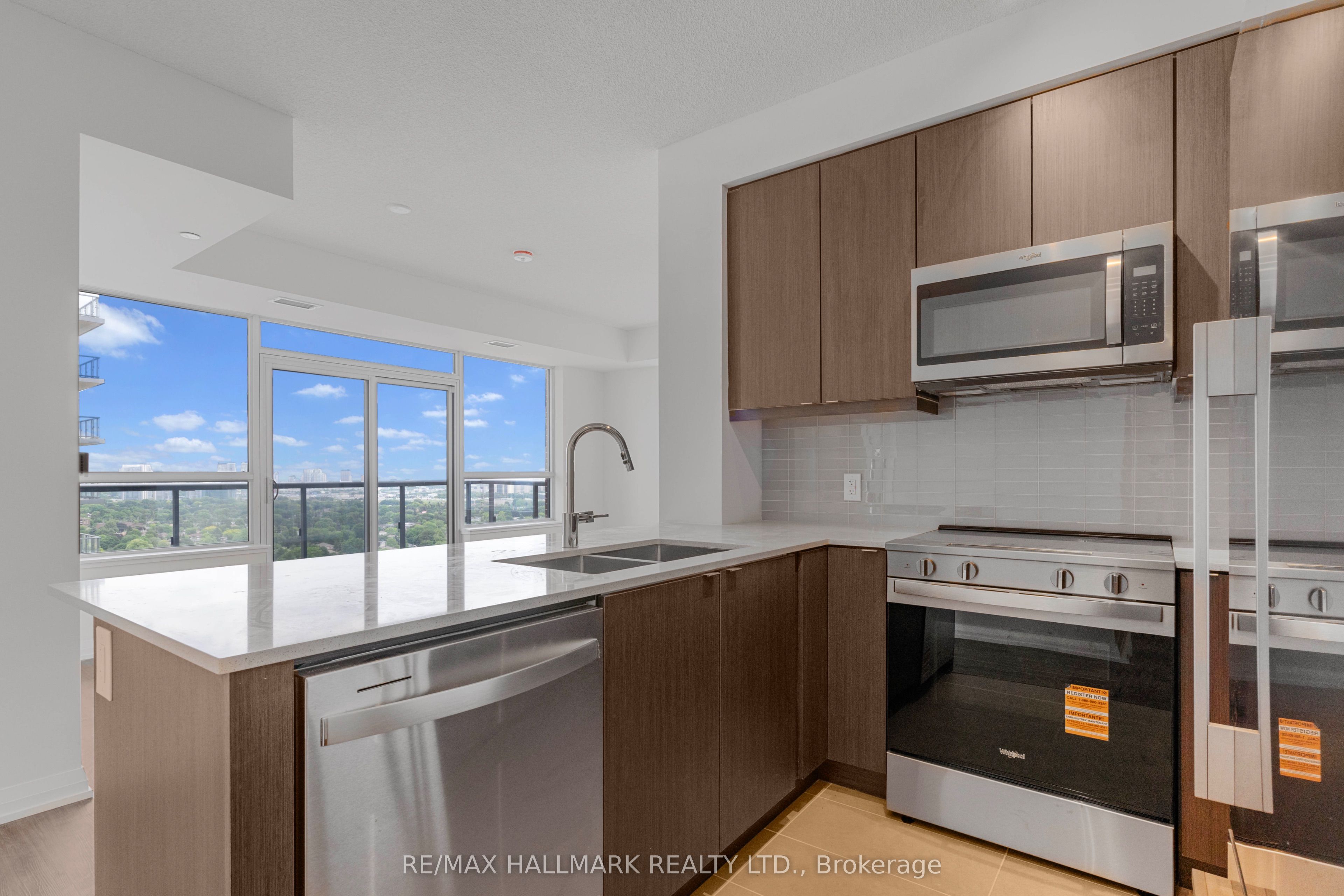 3260 Sheppard Avenue E 2207, Toronto, ON M1T 0B5 photo 4