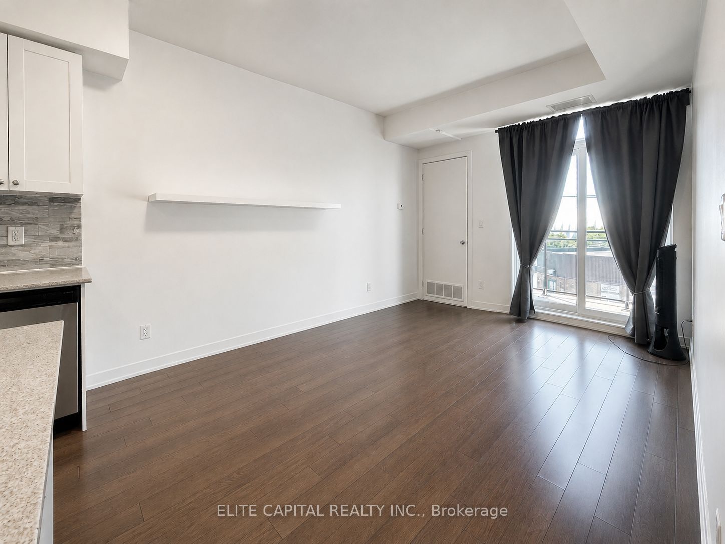 3560 St Clair Avenue E 418, Toronto, ON M1K 0A9 photo 5
