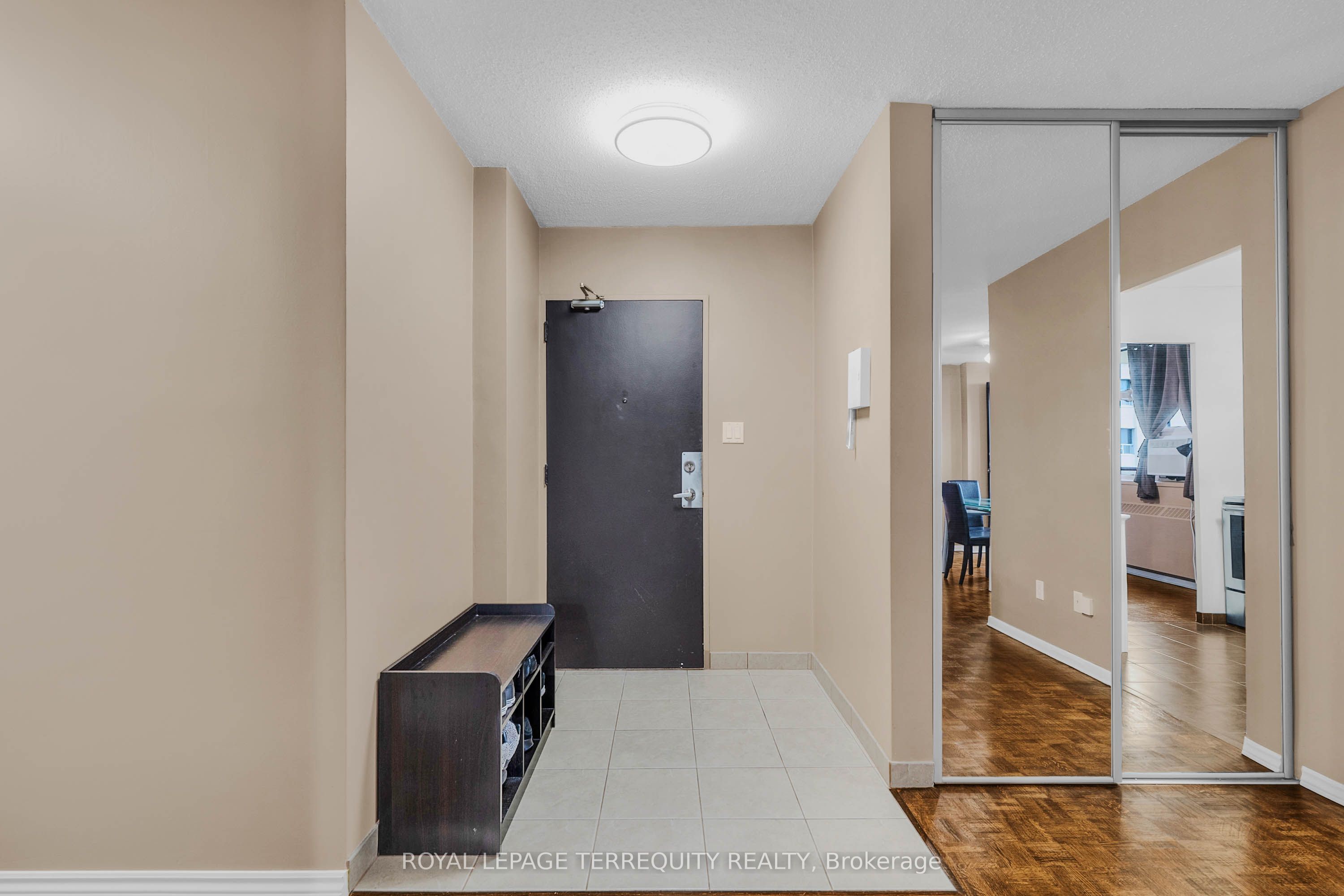 180 Markham Road 816, Toronto, ON M1M 2Z9 photo 5