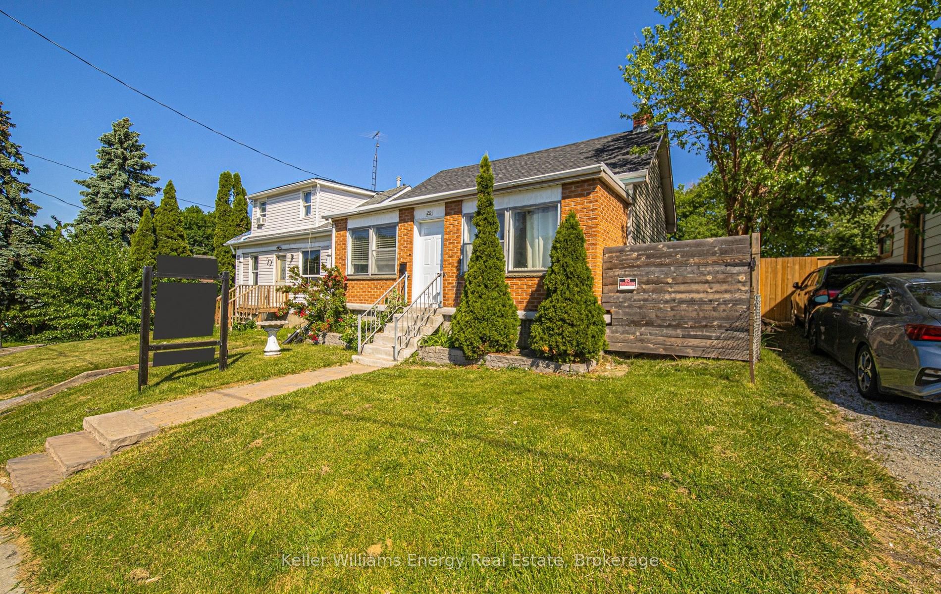 20 Mill Street, Oshawa, ON L1H 2Z3