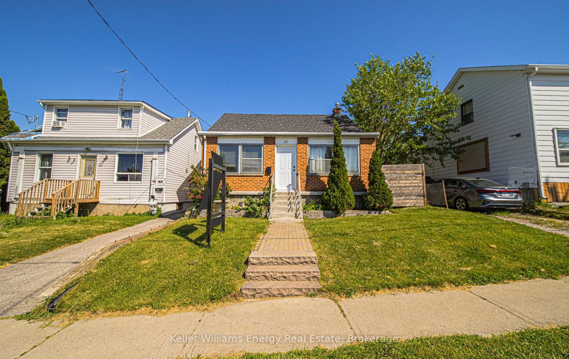 20 Mill Street, Oshawa, ON L1H 2Z3 photo 3