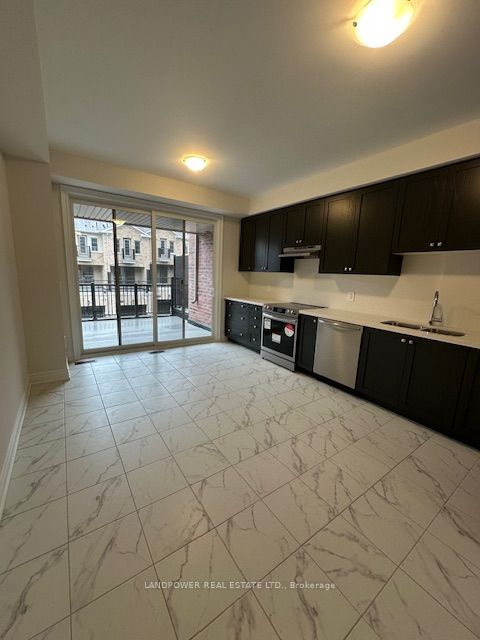 2848 Whites Road, Pickering, ON L1X 0R6
