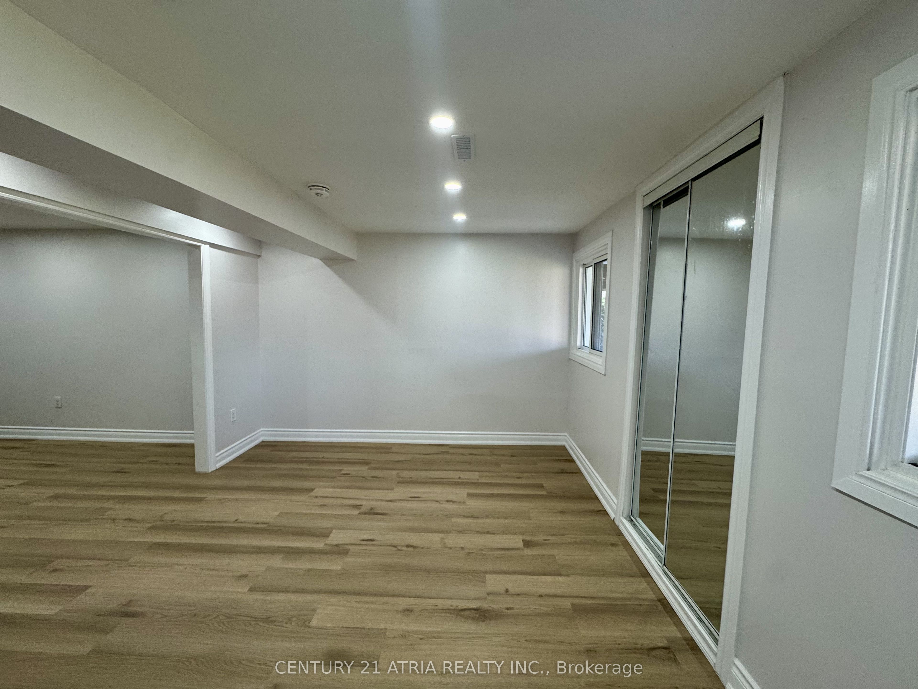 6 Woodward Crescent Basement, Ajax, ON L1S 5T6 photo 4