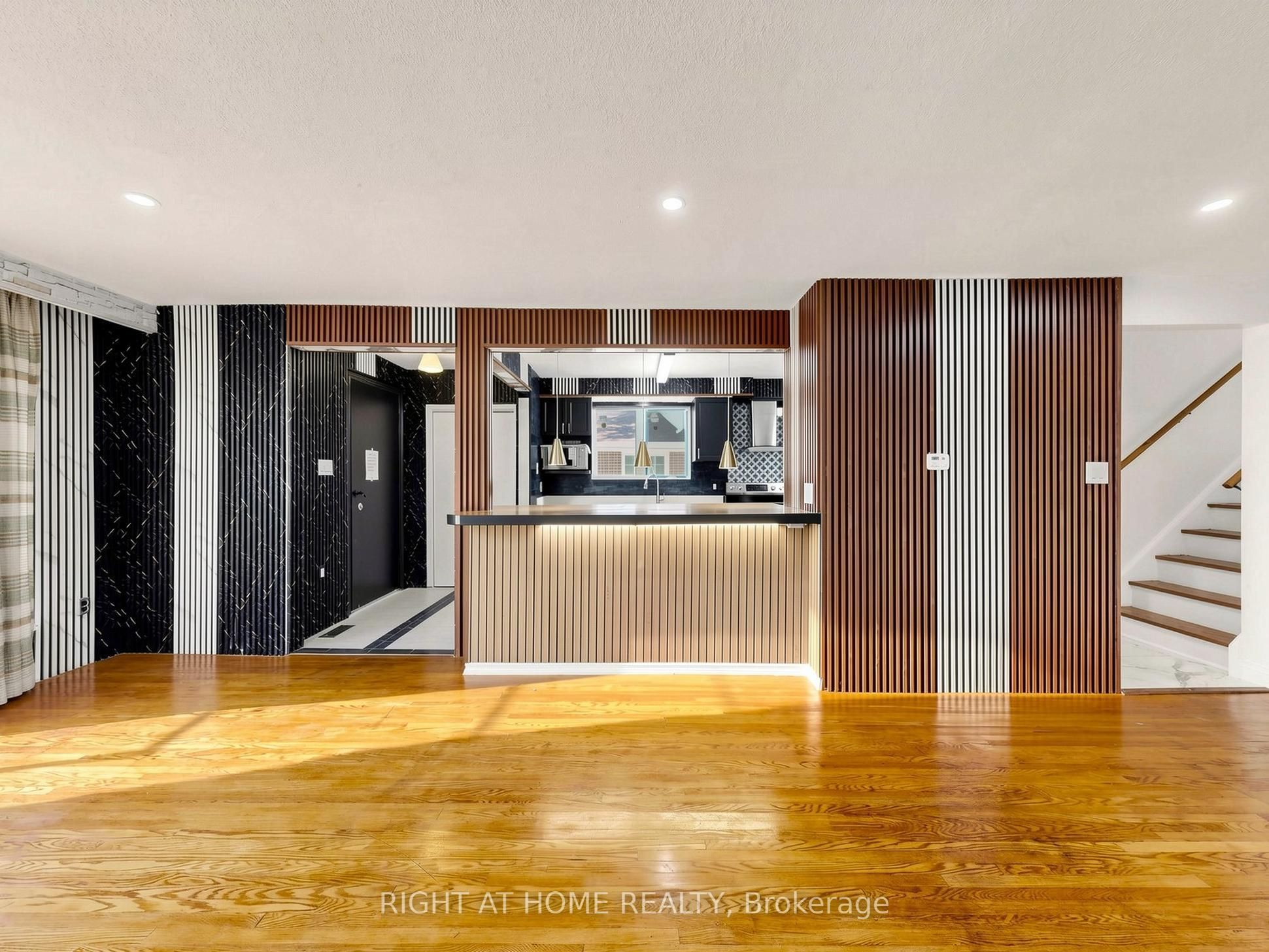 65 Darlingside Drive, Toronto, ON M1E 3P2 photo 4