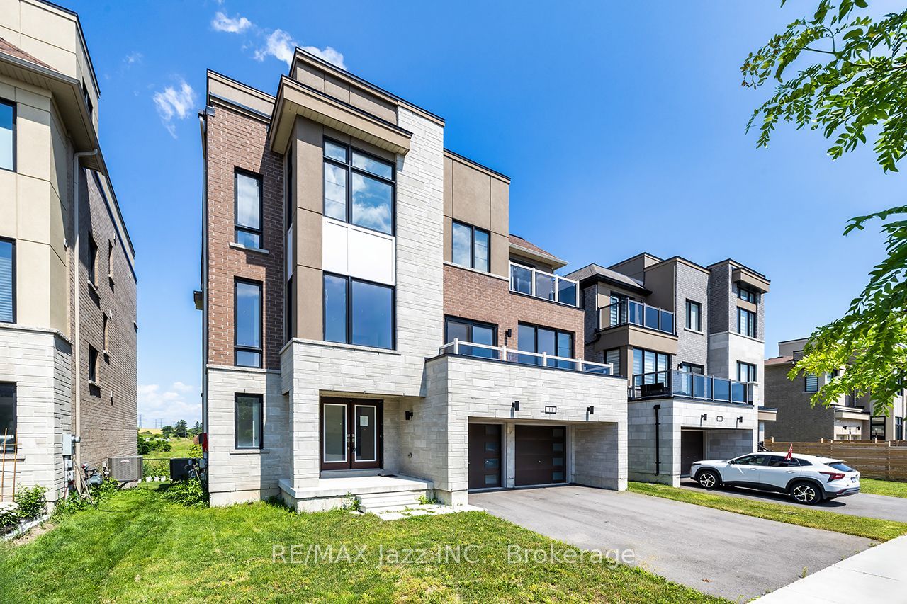 11 Yacht Drive, Clarington, ON L1C 4B1 photo 2