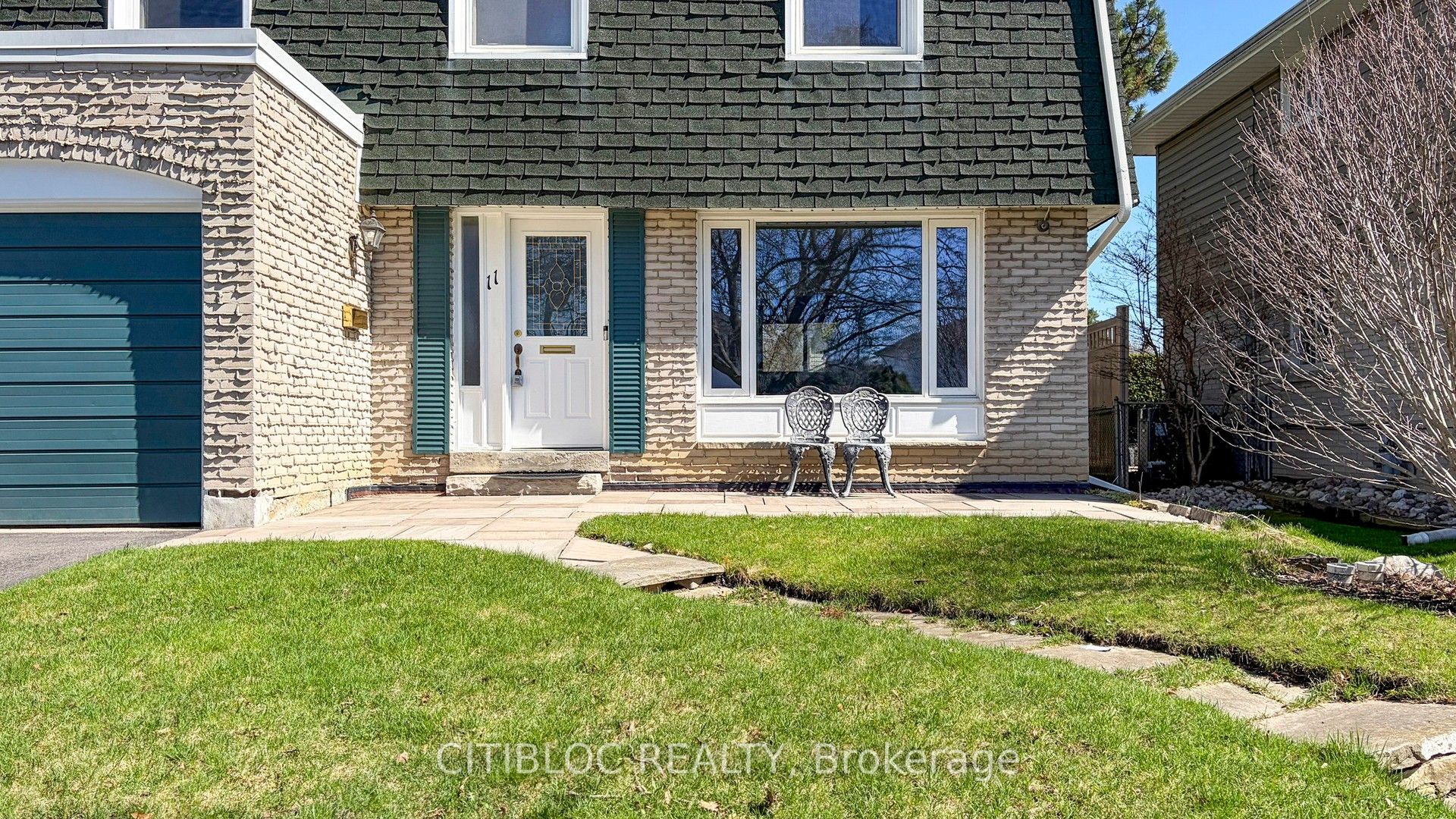11 Castle Hill Drive, Toronto, ON M1T 2Y2 photo 2