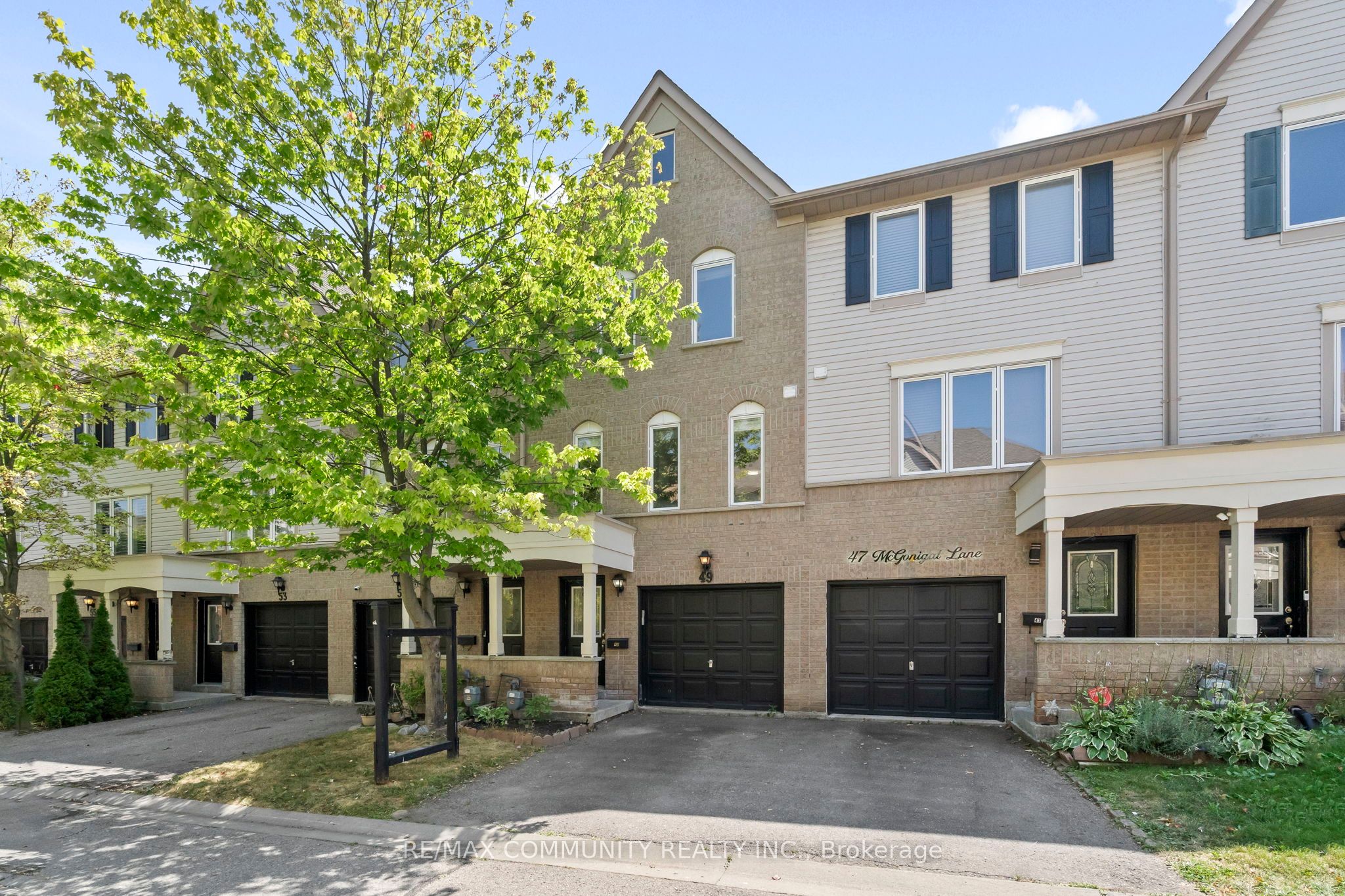 49 Mcgonigal Lane, Ajax, ON L1T 4H1 photo 2