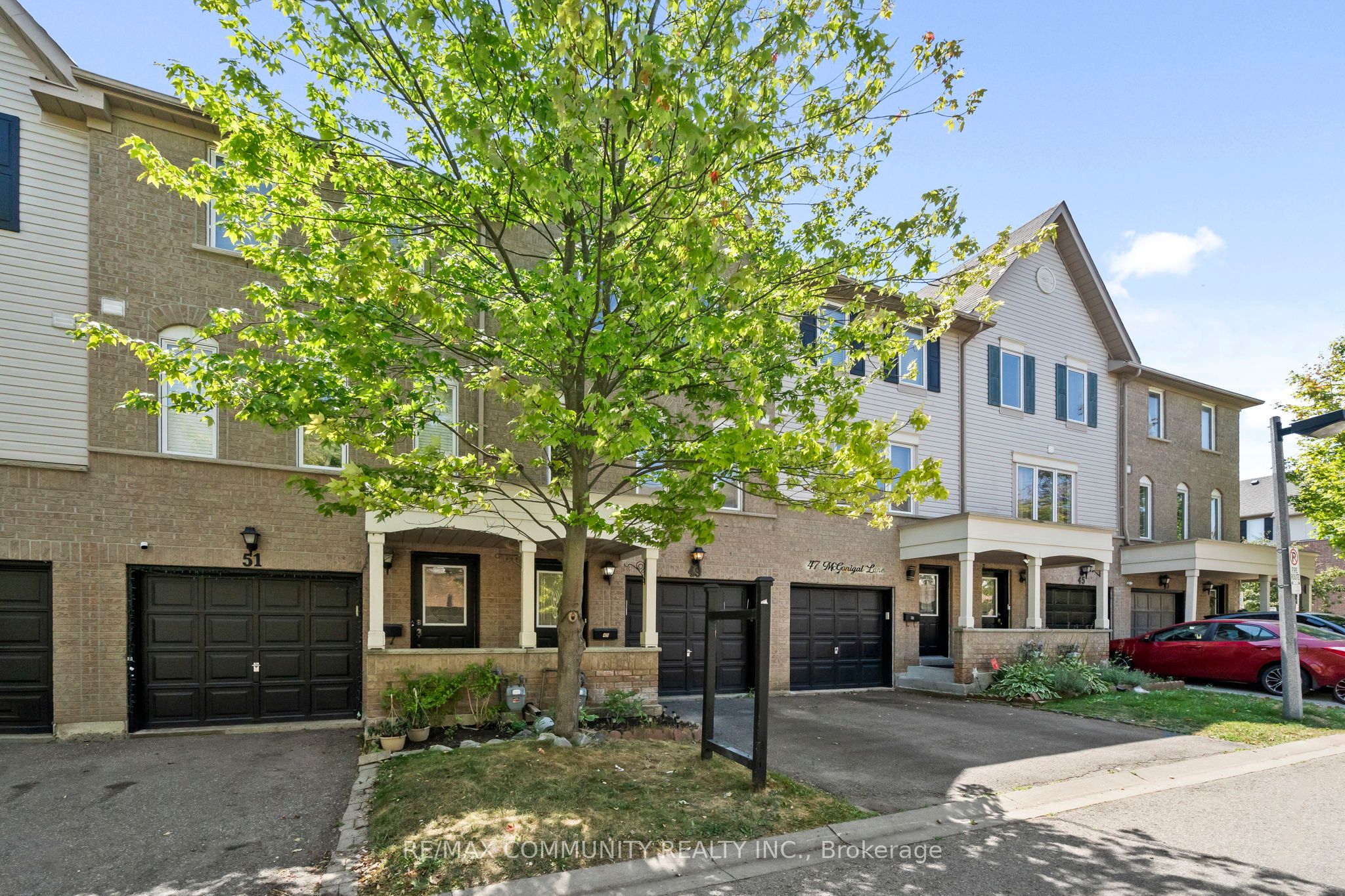 49 Mcgonigal Lane, Ajax, ON L1T 4H1 photo 3